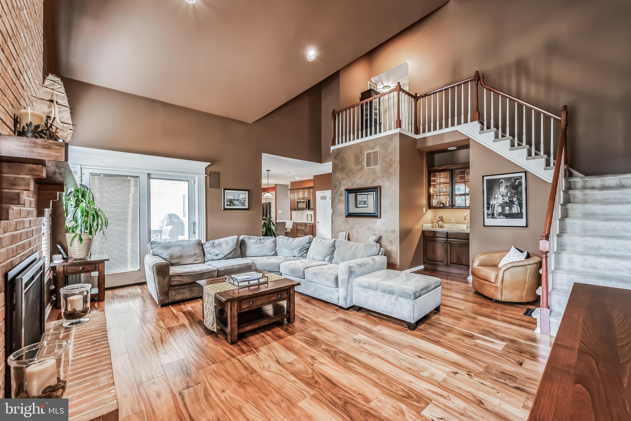 DOYLESTOWN CROSSIN - Residential