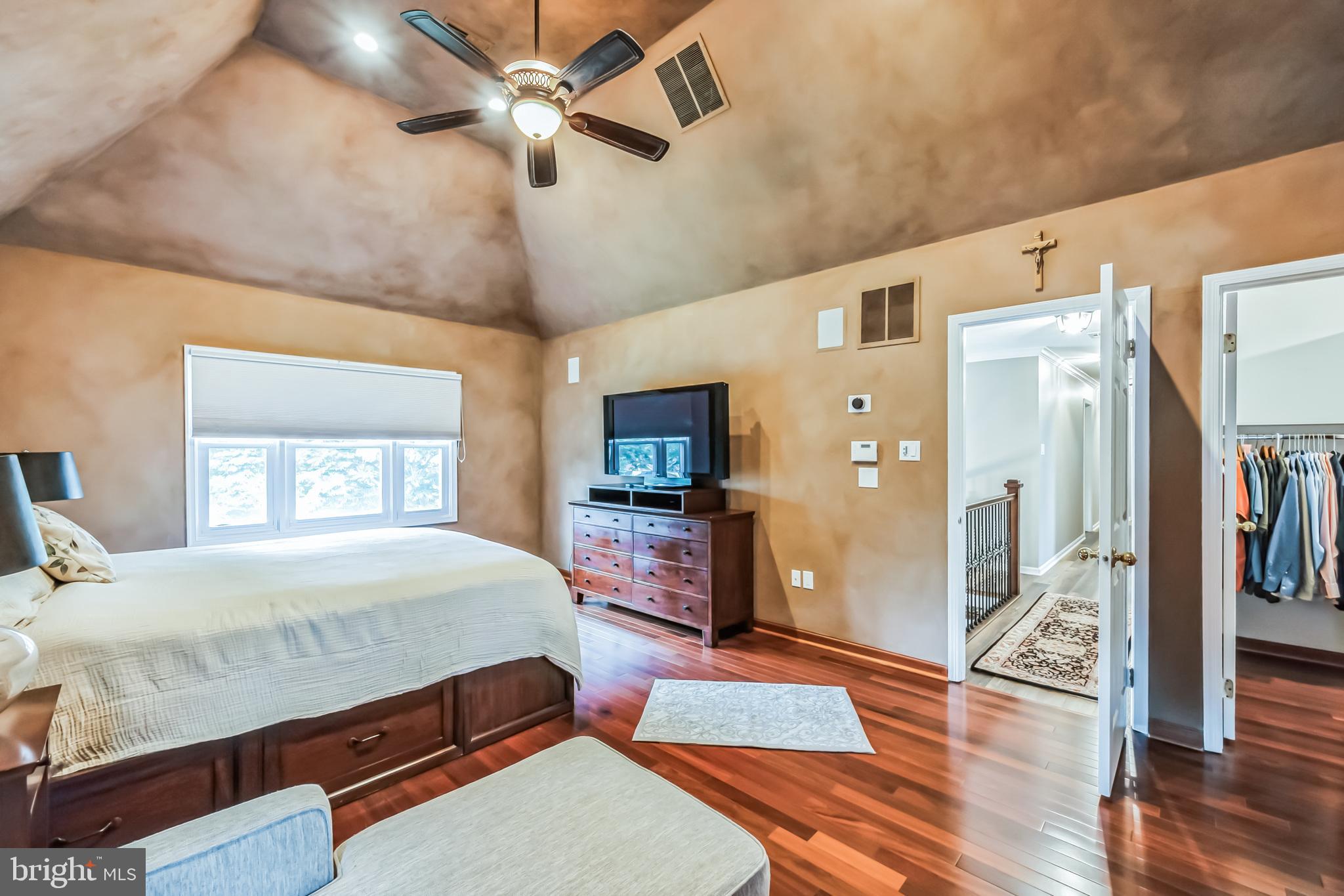 DOYLESTOWN CROSSIN - Residential