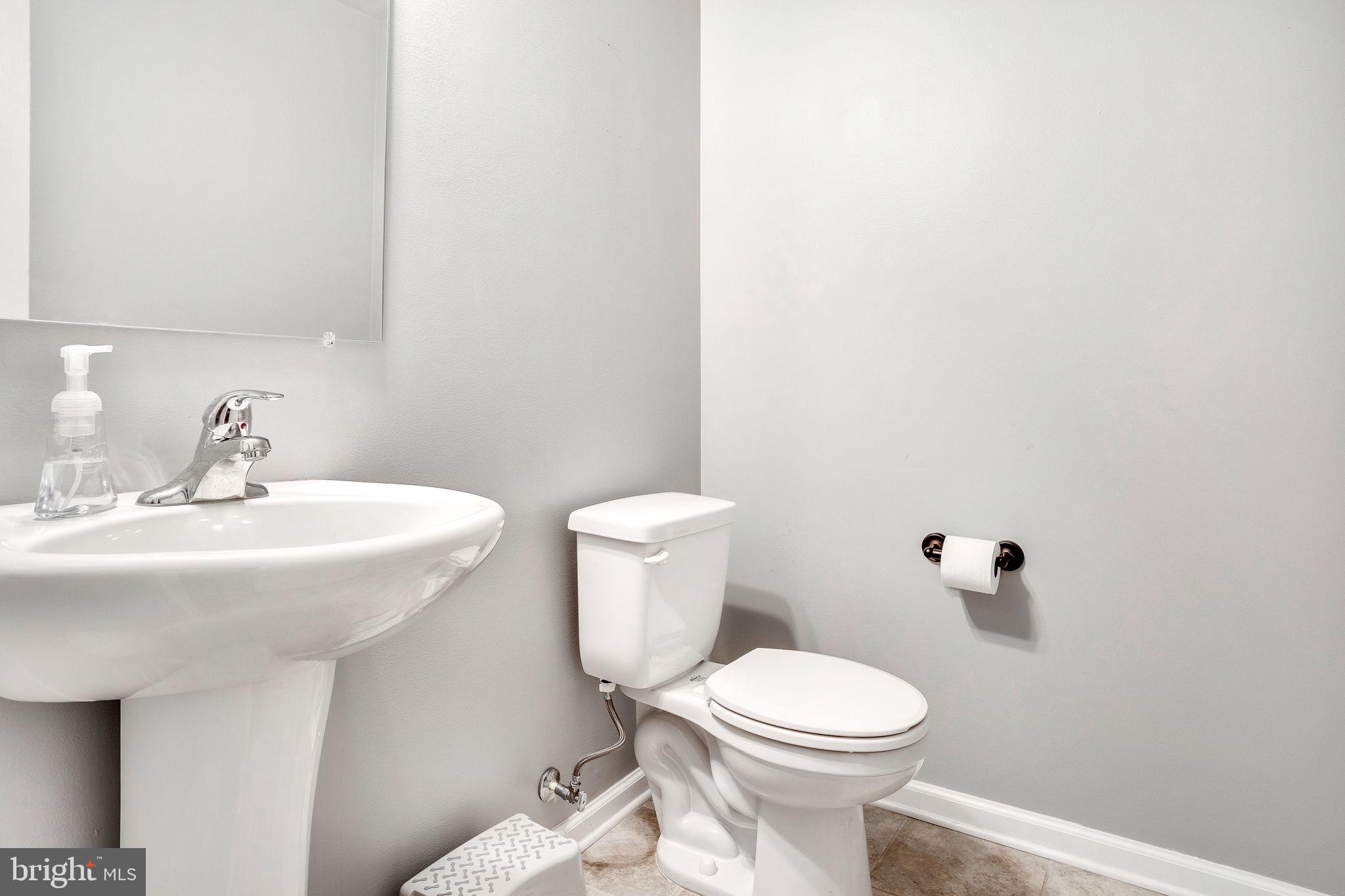 TOWNES AT OAKHURST - Residential