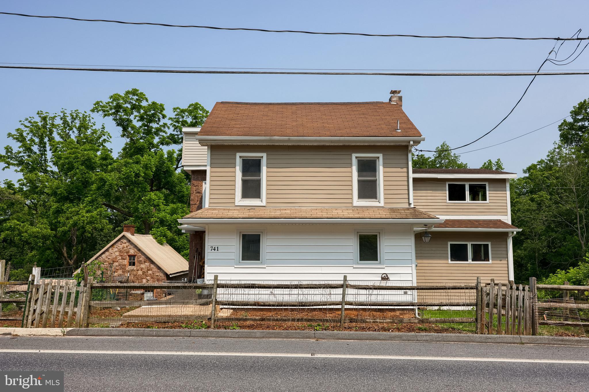 741 REINHOLDS ROAD