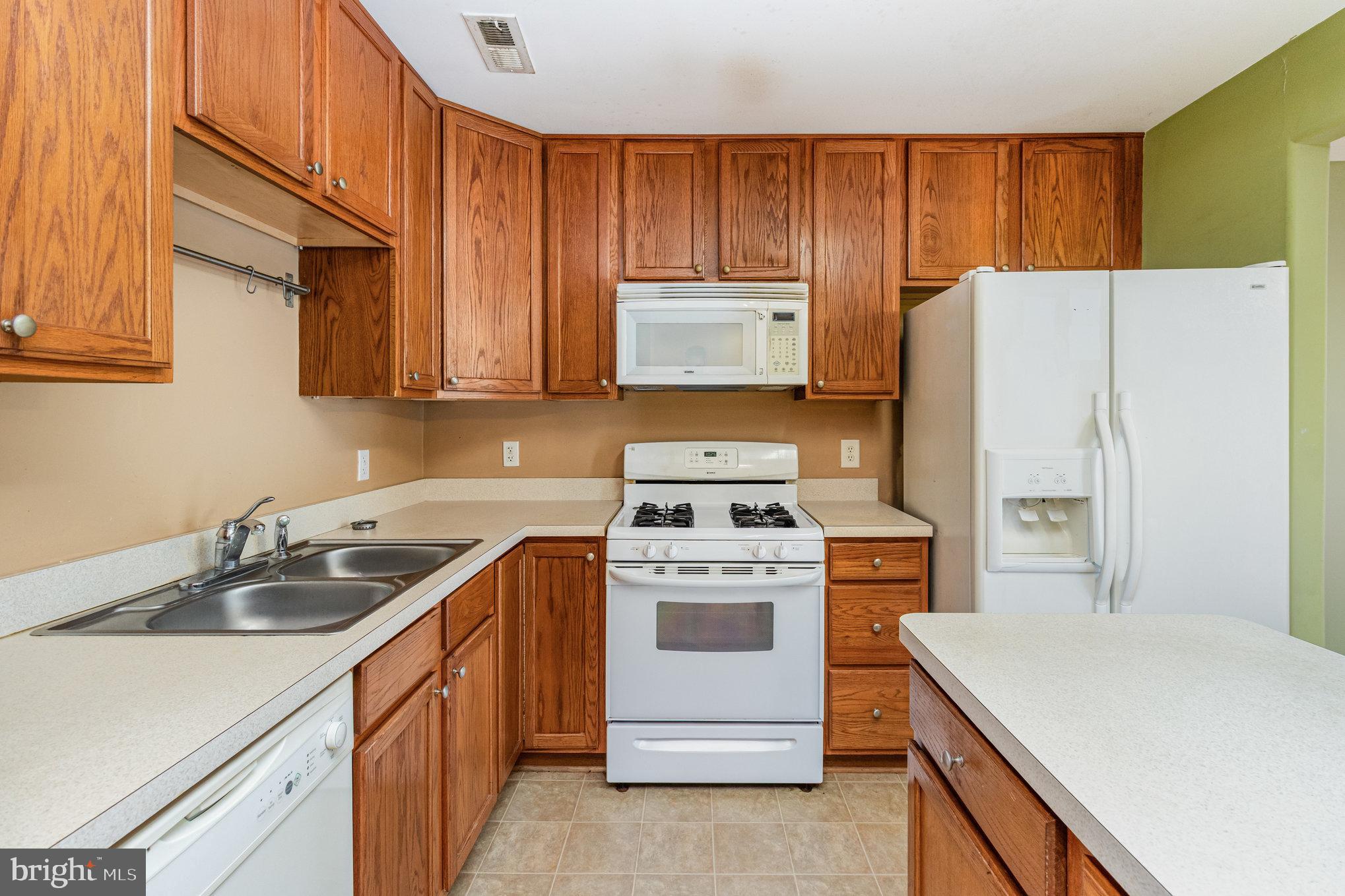 BELMONT AT CARMEL CHURCH - Residential