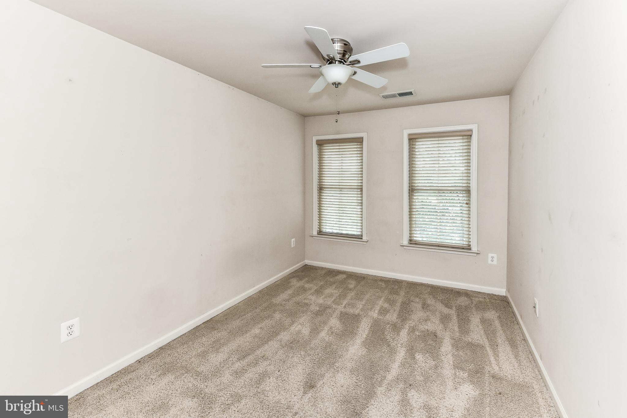 SHIRLINGTON CREST - Residential Lease