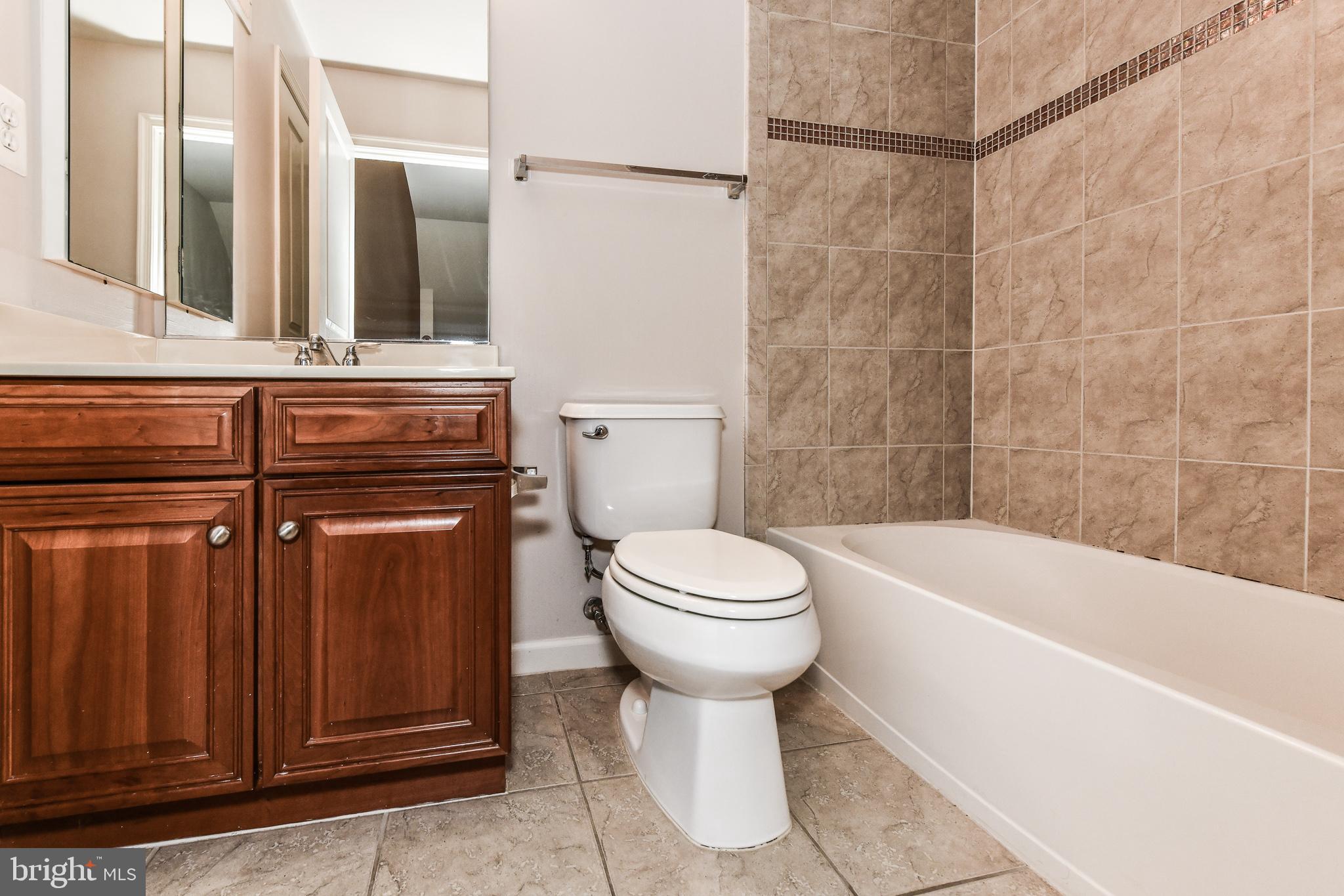 SHIRLINGTON CREST - Residential Lease