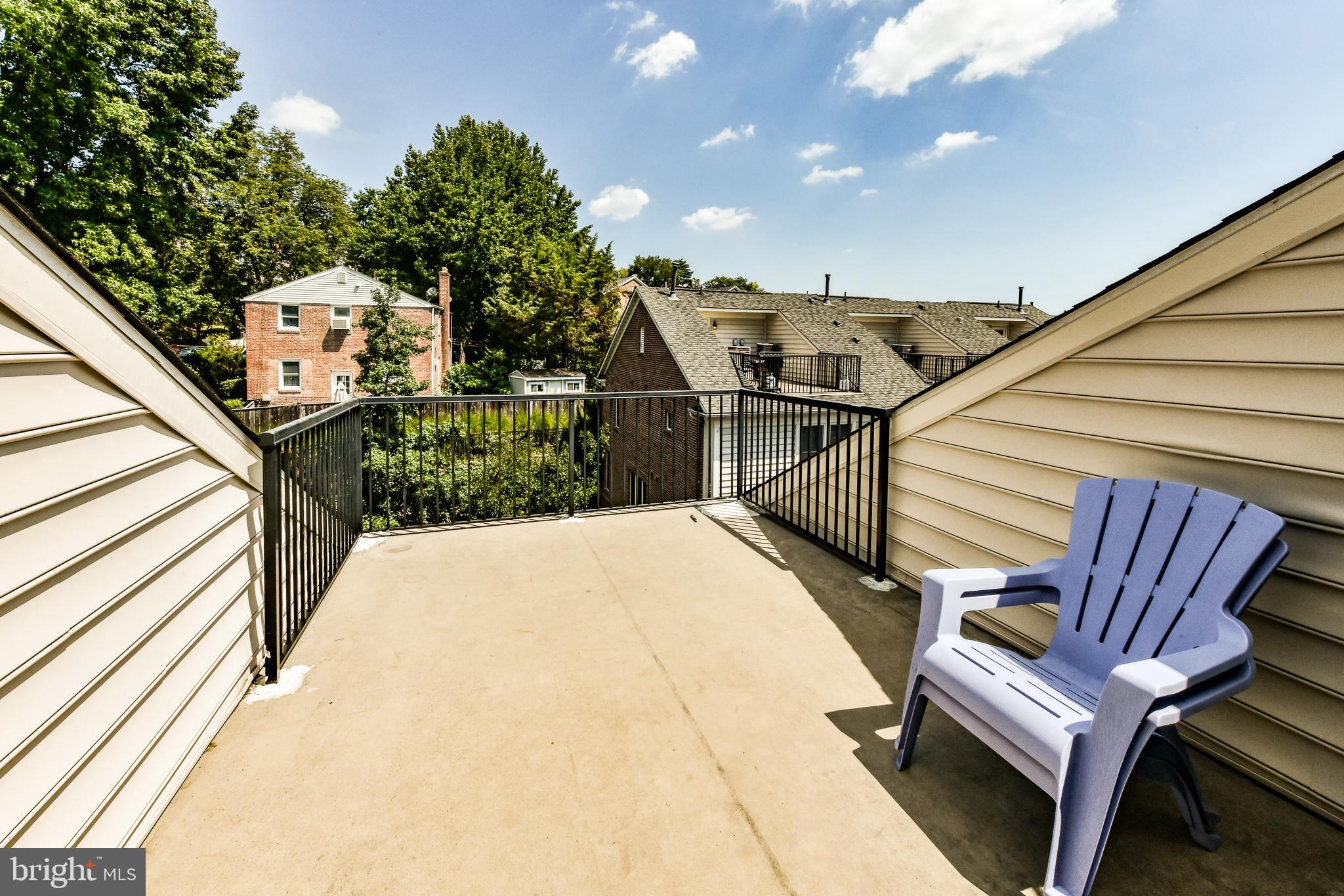 SHIRLINGTON CREST - Residential Lease