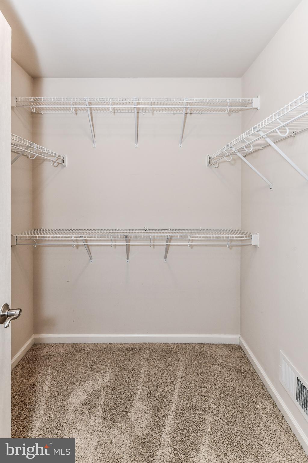 SHIRLINGTON CREST - Residential Lease