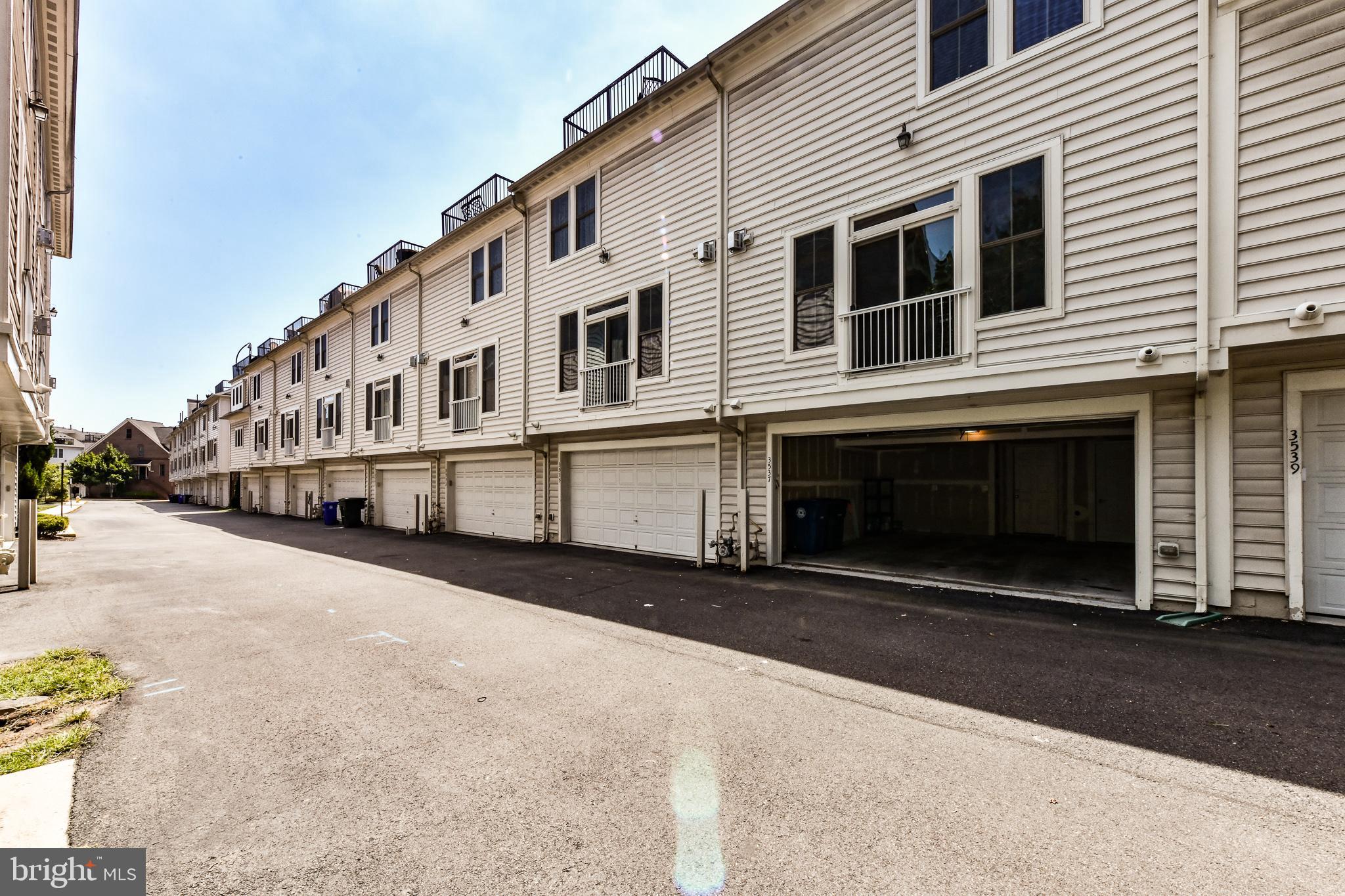 SHIRLINGTON CREST - Residential Lease