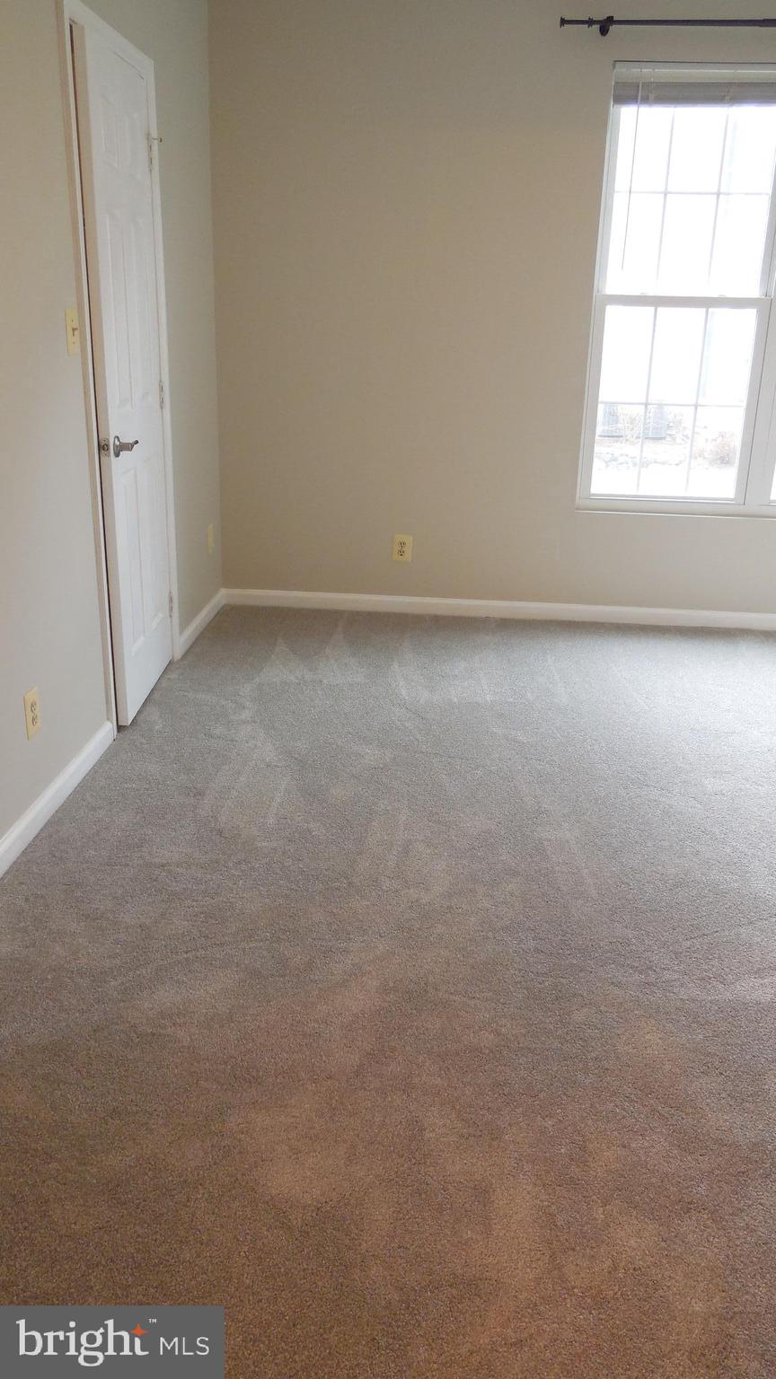 RIVERBEND AT CASCADES - Residential Lease