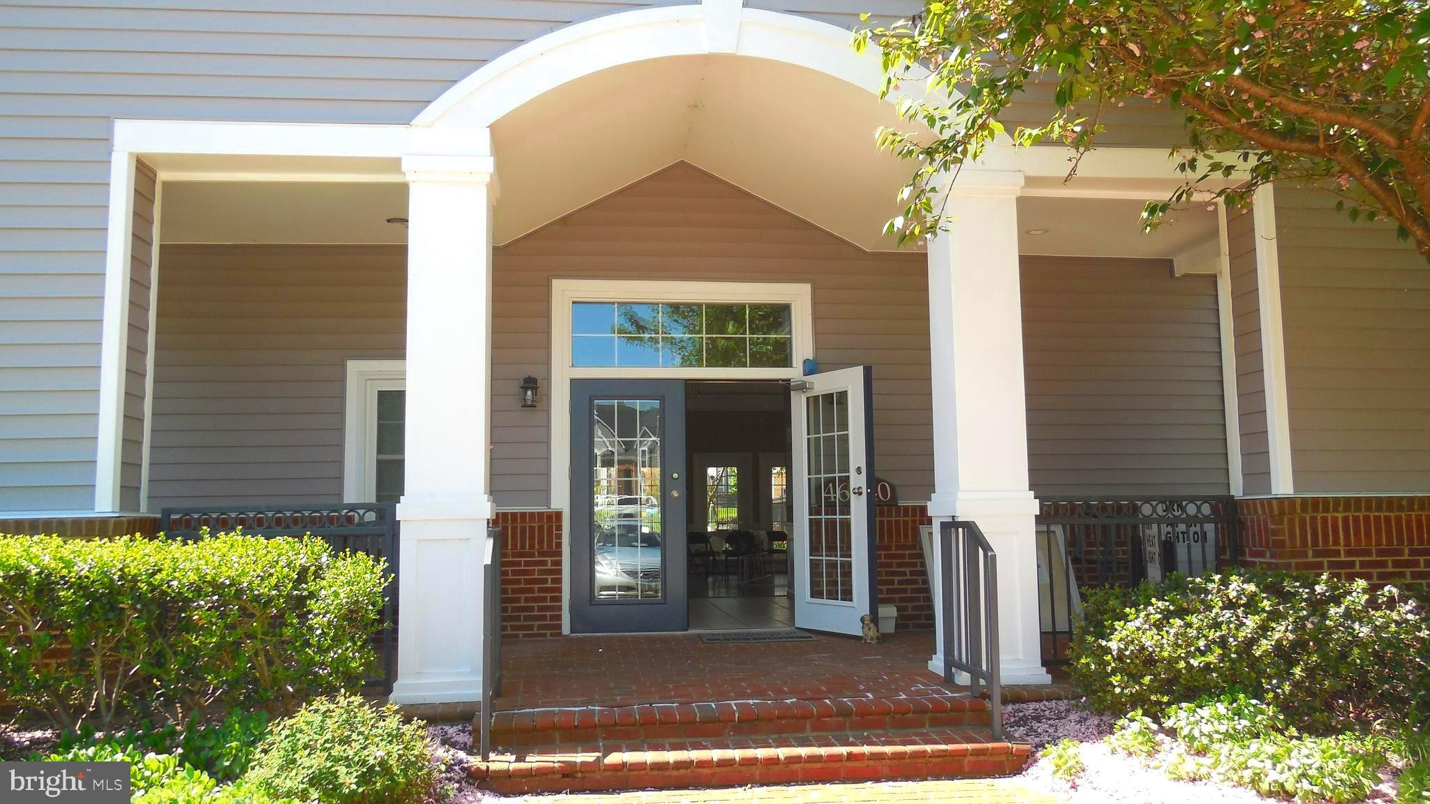 RIVERBEND AT CASCADES - Residential Lease