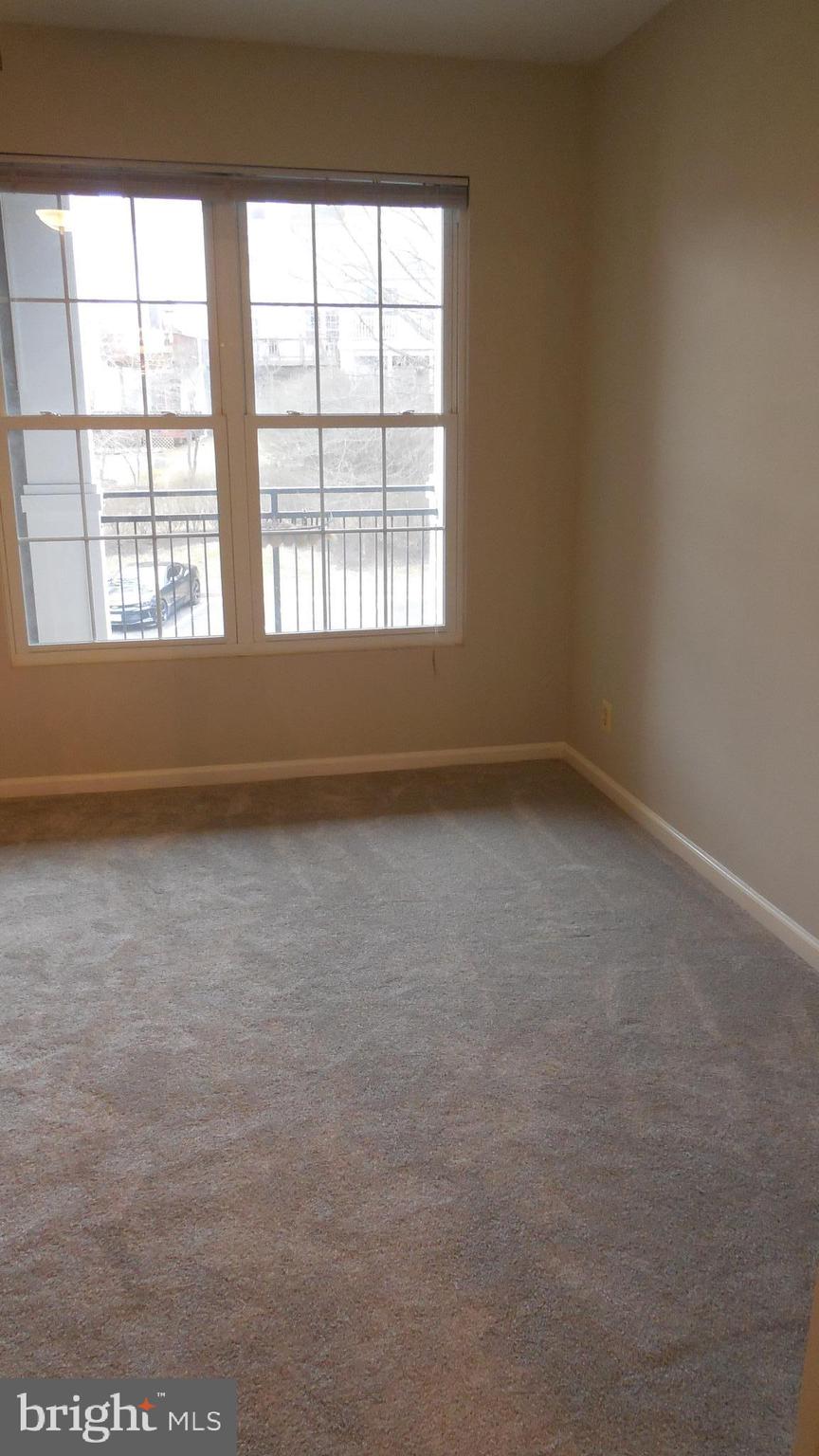 RIVERBEND AT CASCADES - Residential Lease