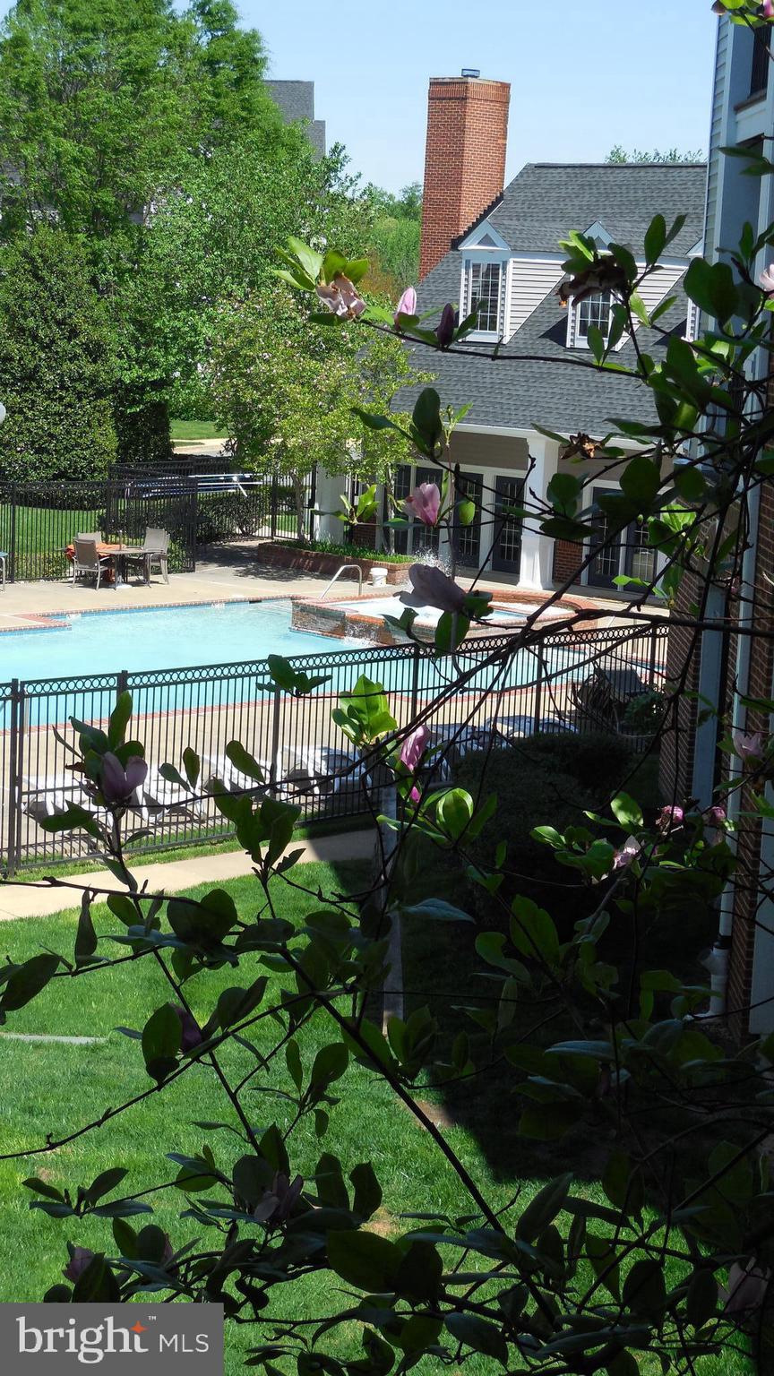 RIVERBEND AT CASCADES - Residential Lease