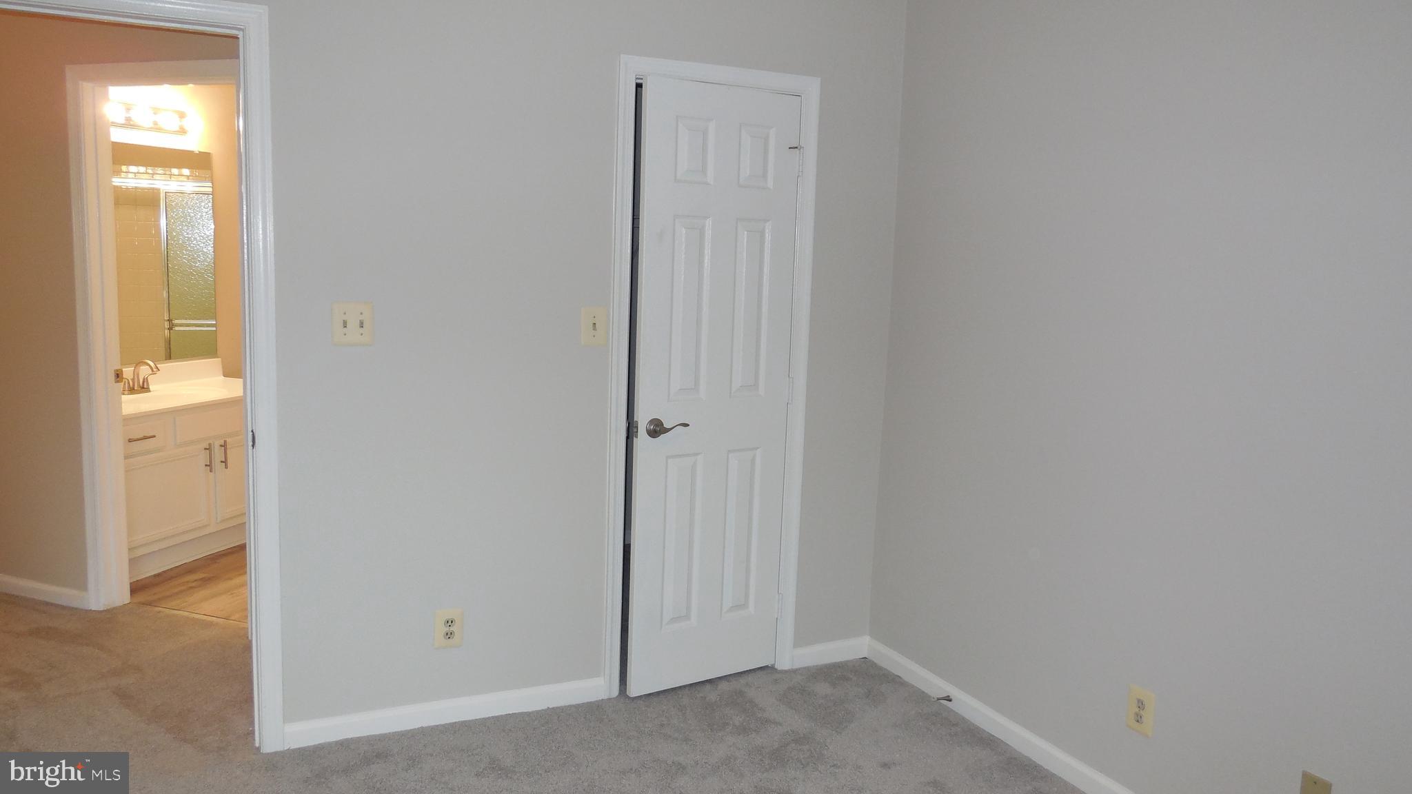 RIVERBEND AT CASCADES - Residential Lease