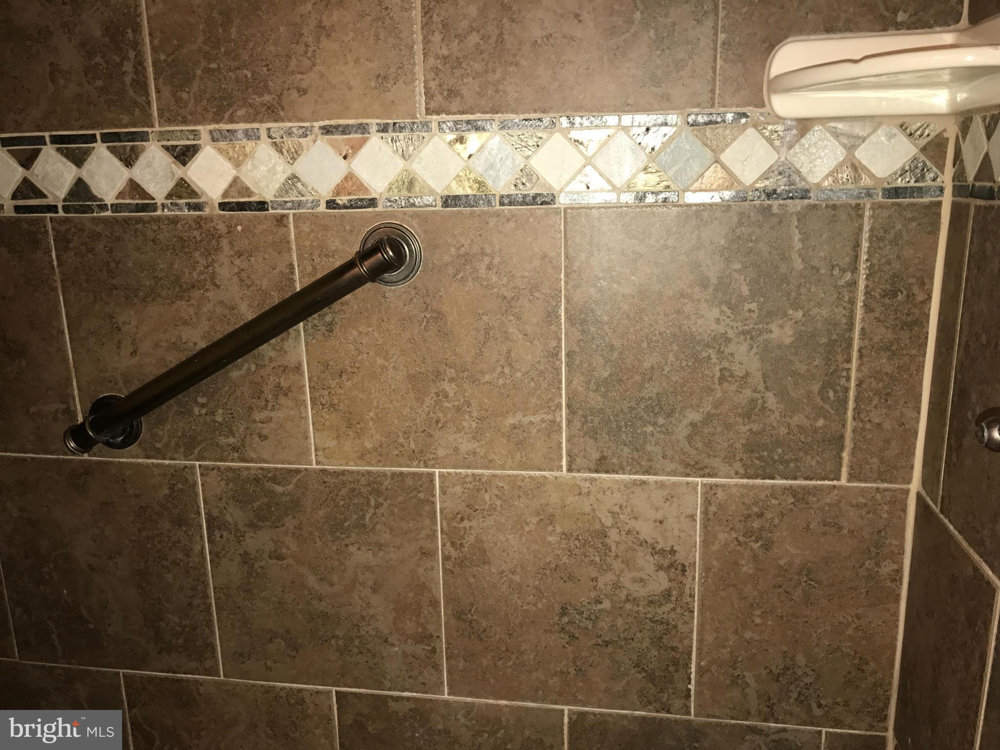 THE COLONIES - Residential