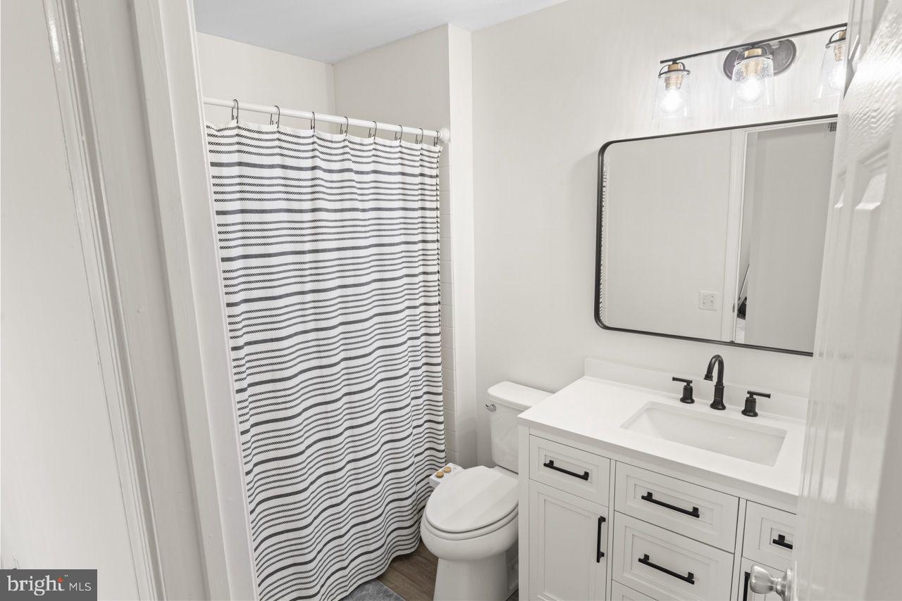 BULL RUN CONDO - Residential