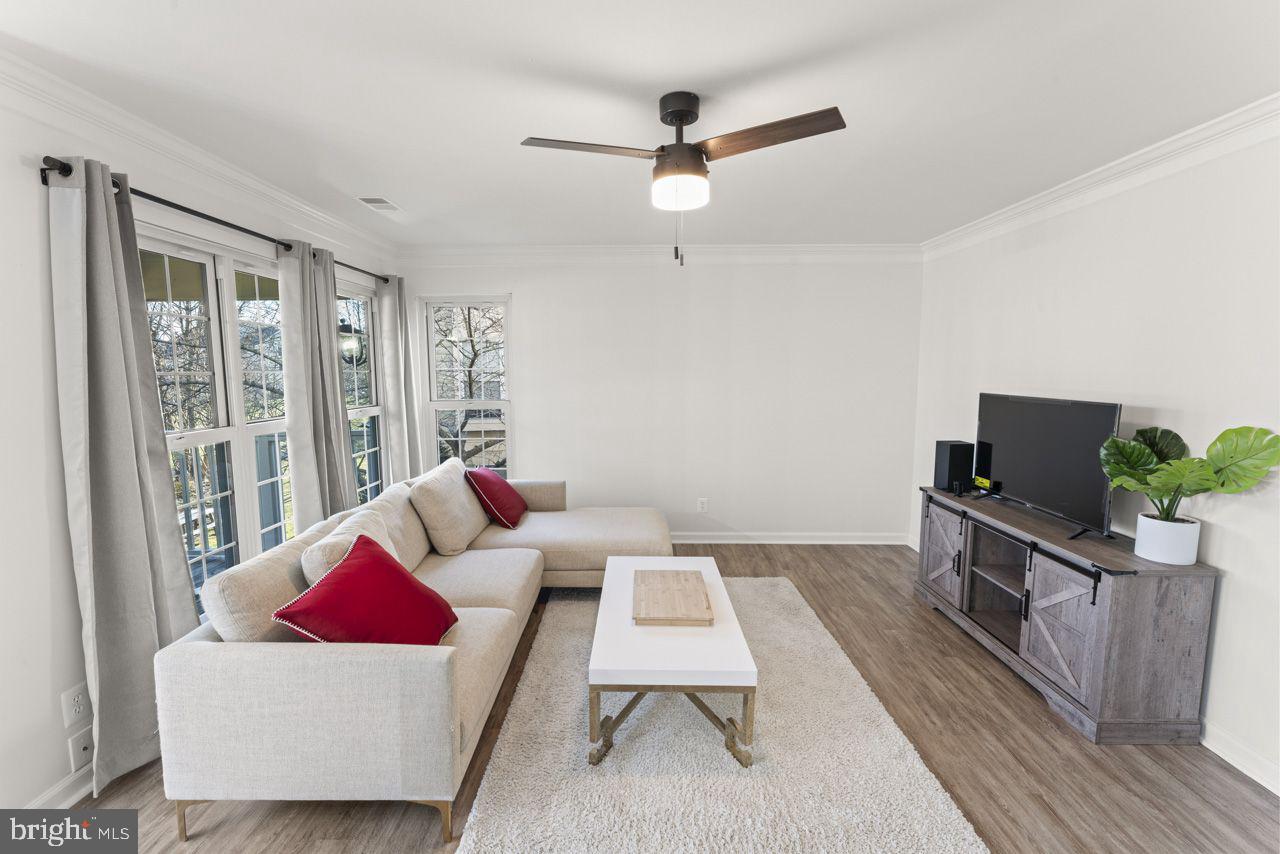 BULL RUN CONDO - Residential