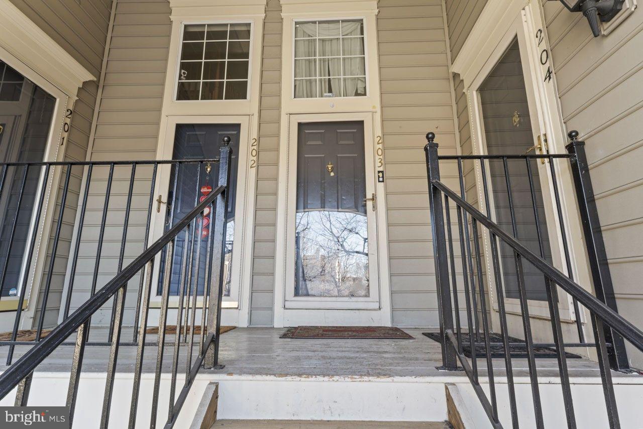 BULL RUN CONDO - Residential