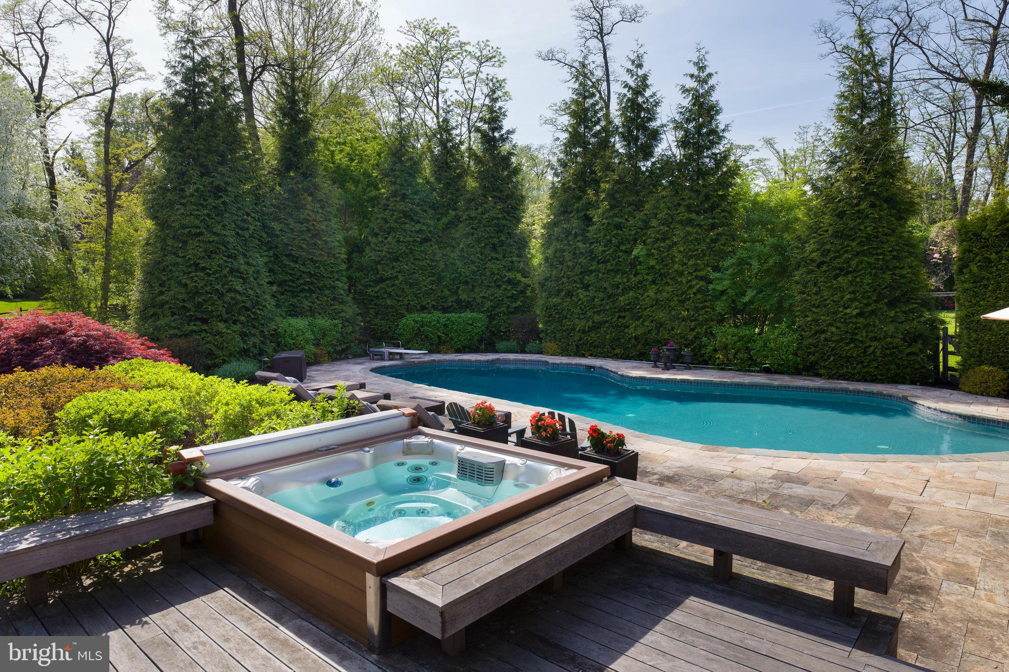 BRYN MAWR - Residential