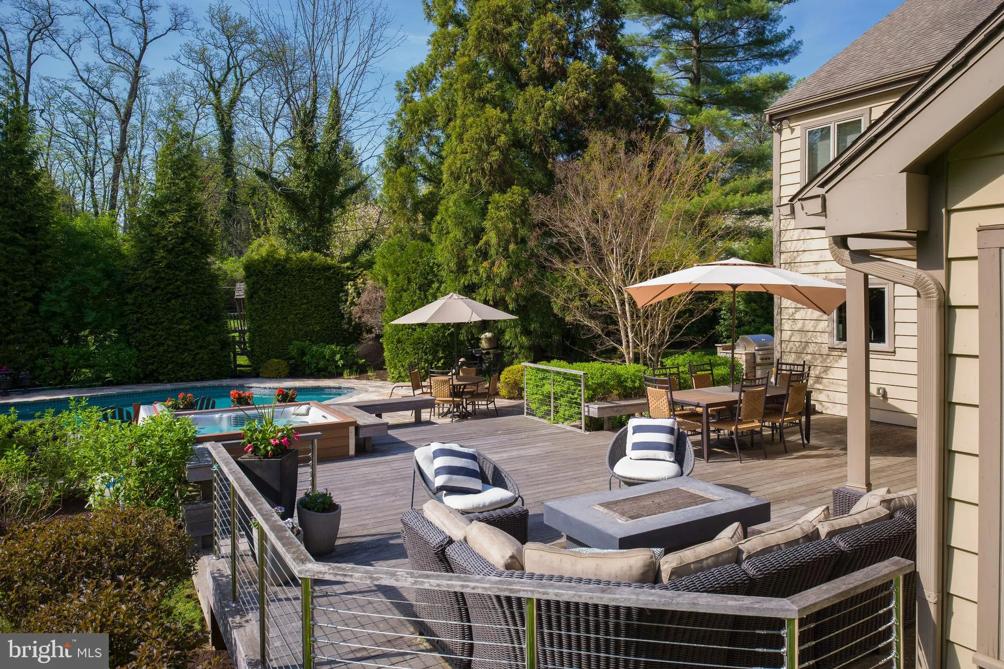 Bryn Mawr, Pennsylvania 19010, United States, 5 Bedrooms Bedrooms, ,6 BathroomsBathrooms,Residential,Contingent,122393