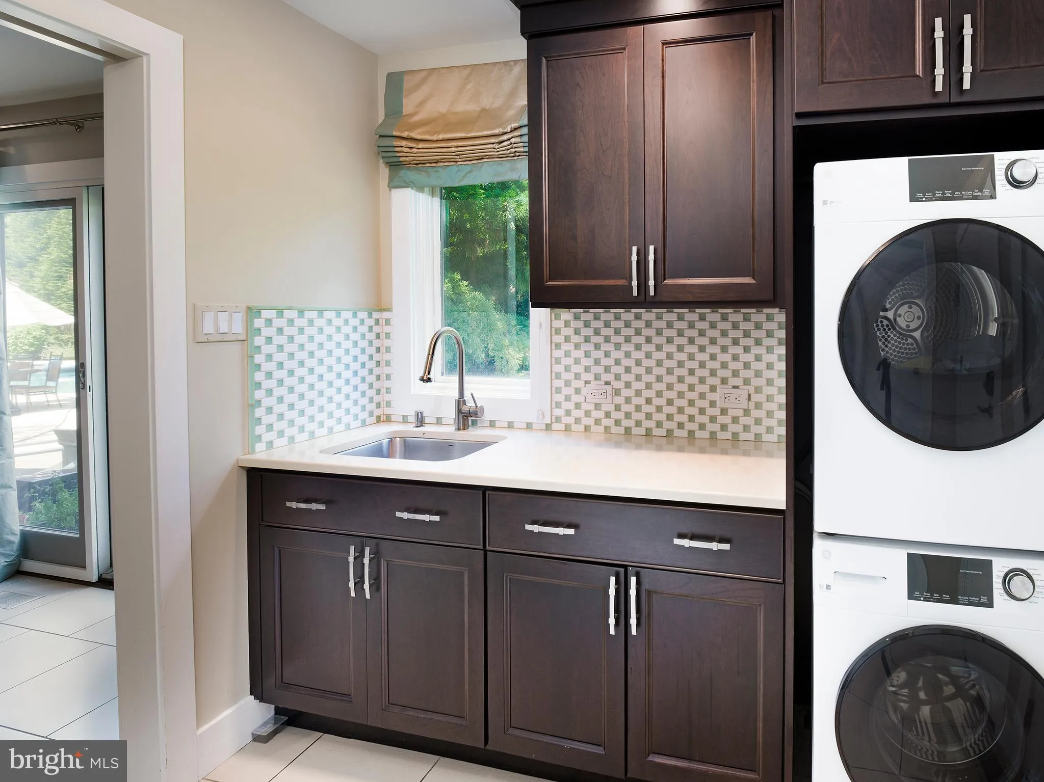 Bryn Mawr, Pennsylvania 19010, United States, 5 Bedrooms Bedrooms, ,6 BathroomsBathrooms,Residential,Contingent,122393