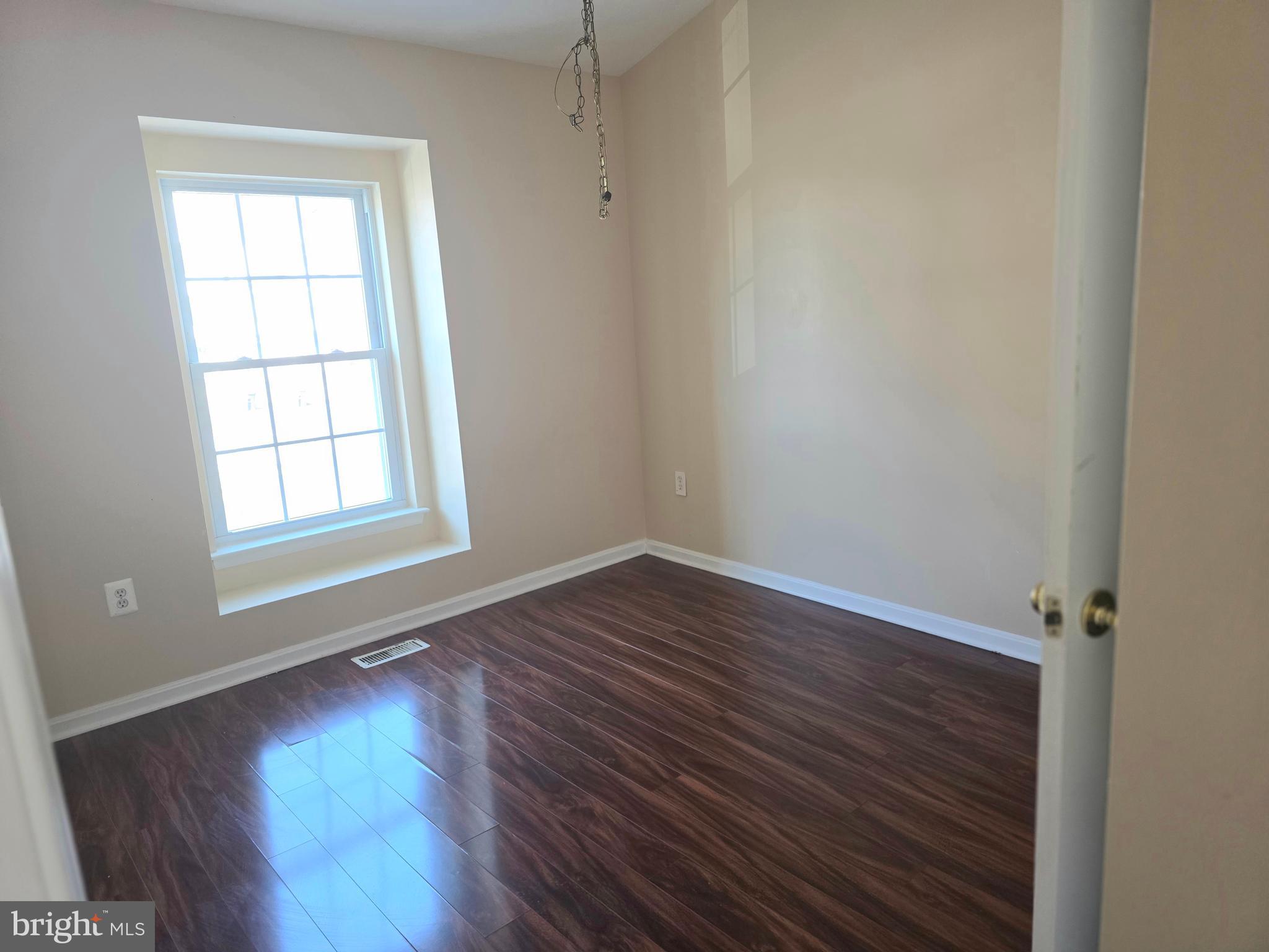 LAKE TERRAPIN/RIDGEFIELD - Residential