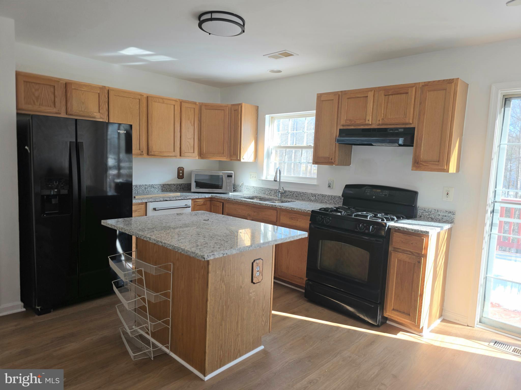 LAKE TERRAPIN/RIDGEFIELD - Residential