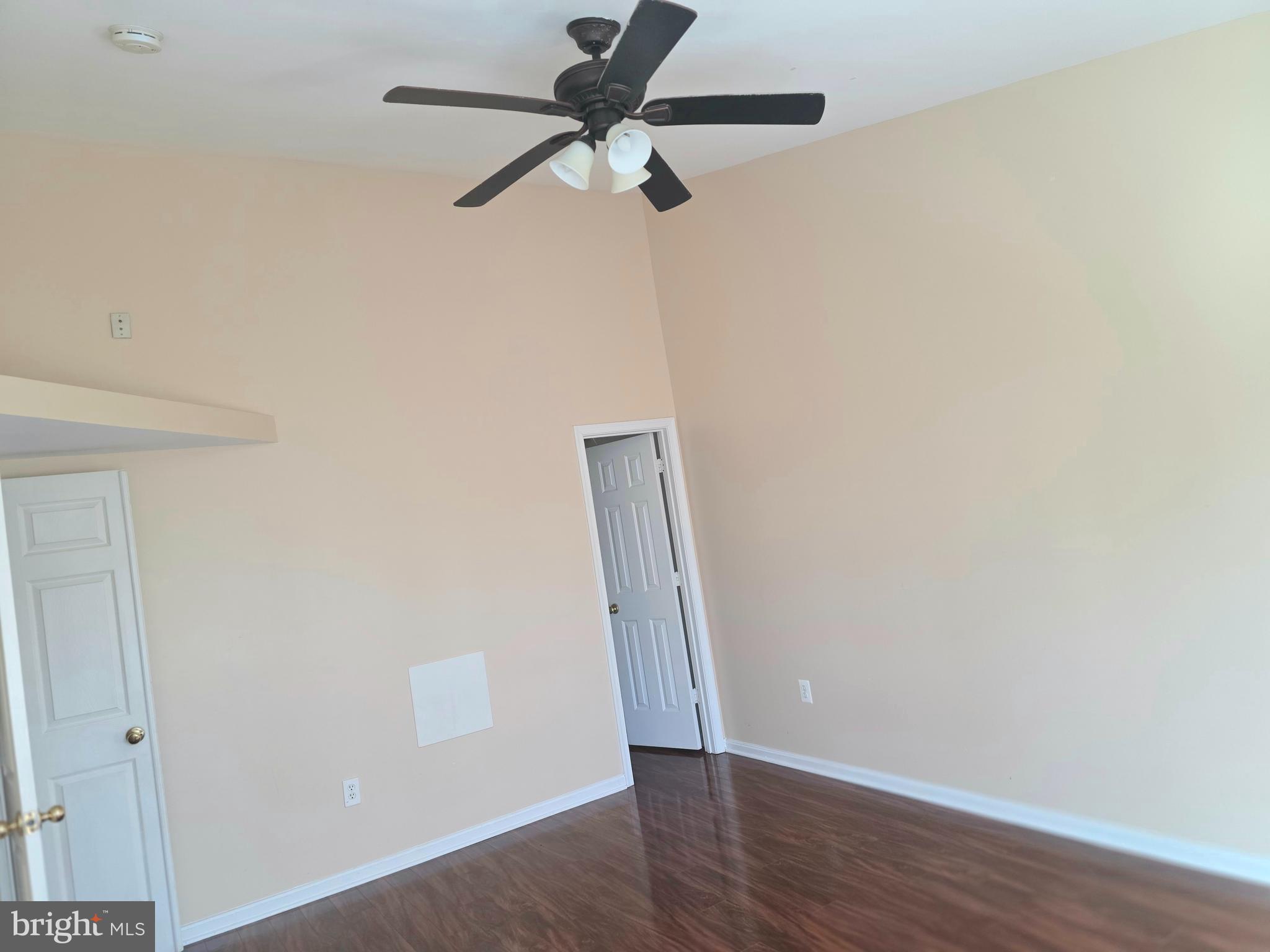 LAKE TERRAPIN/RIDGEFIELD - Residential