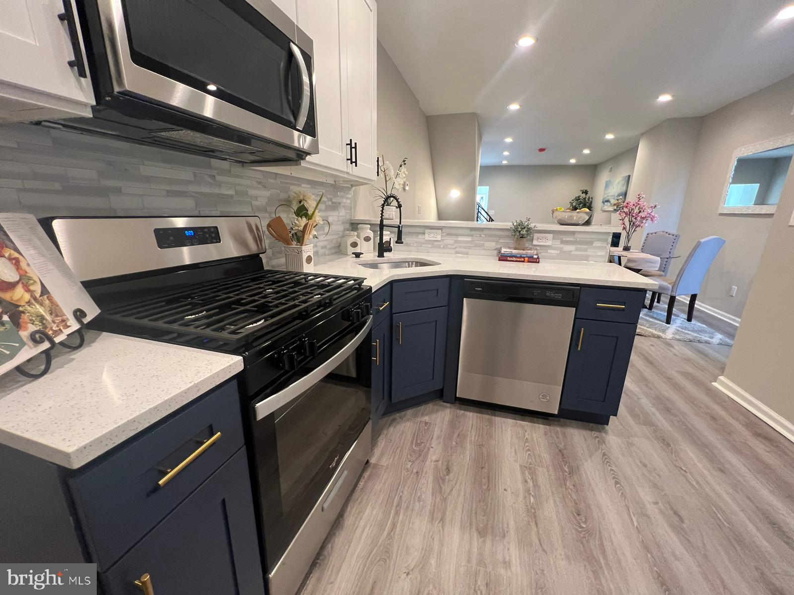 COBBS CREEK - Residential