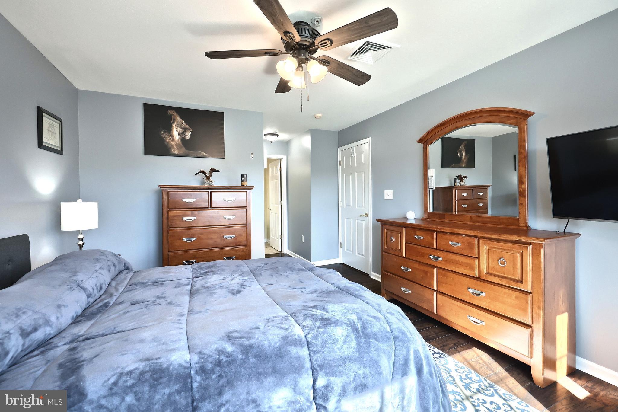 NEW FREEDOM VIEW - Residential