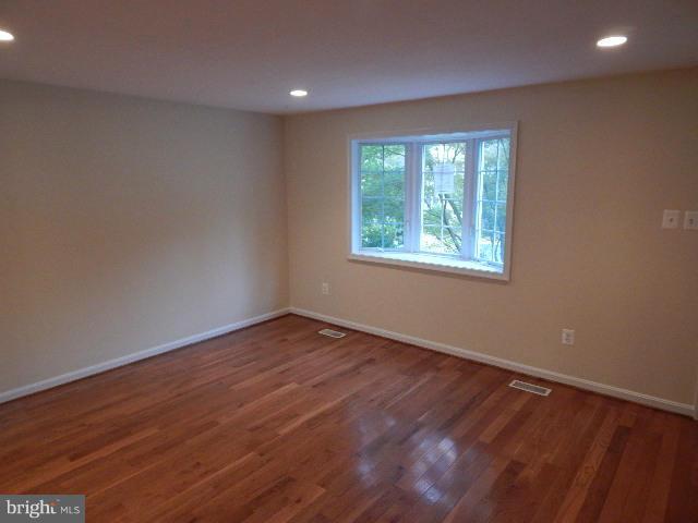 MINERAL SPRINGS VILL TH - Residential