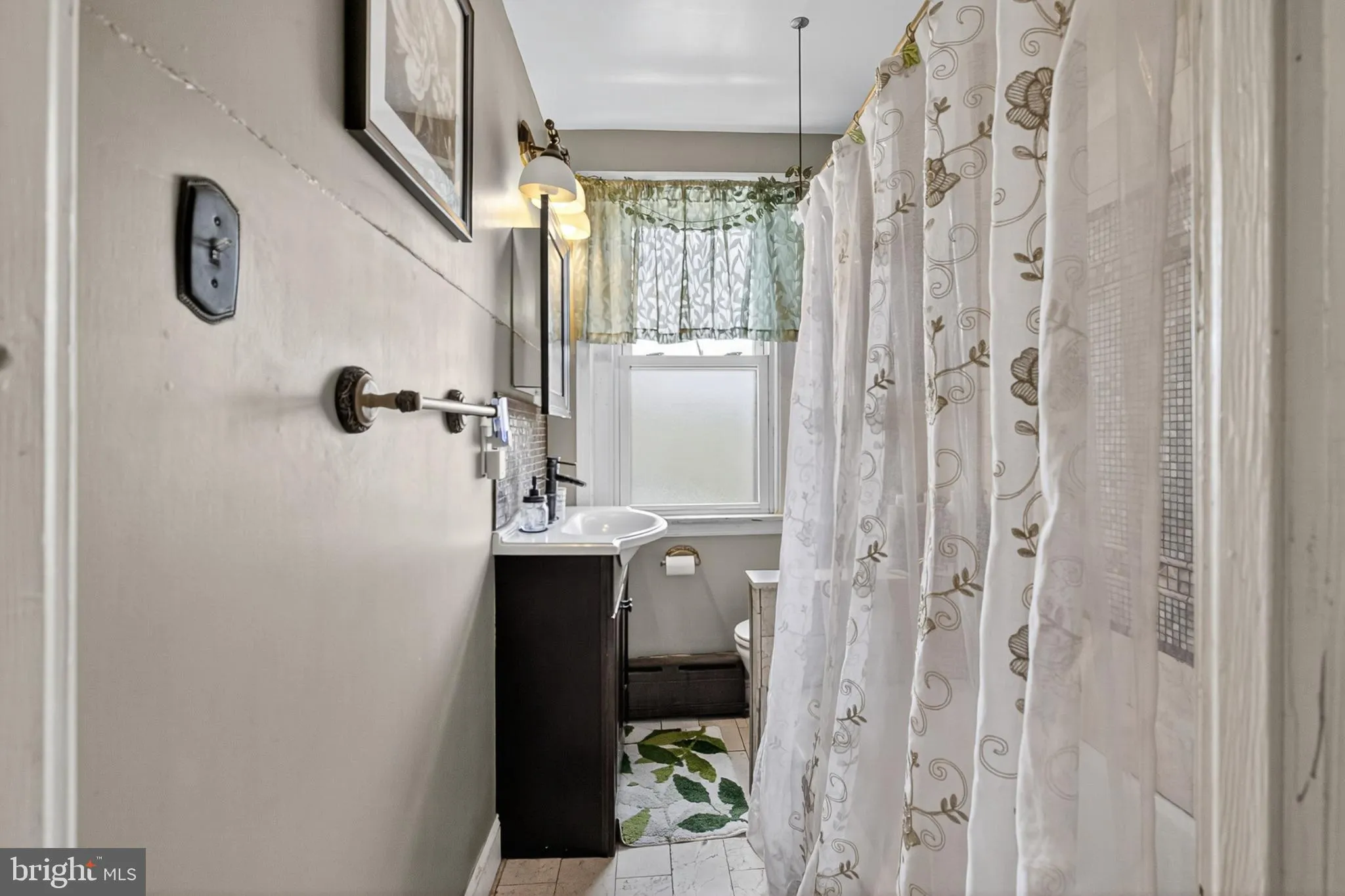 Holmes, Pennsylvania 19043, United States, 3 Bedrooms Bedrooms, ,1 BathroomBathrooms,Residential,Active,222515