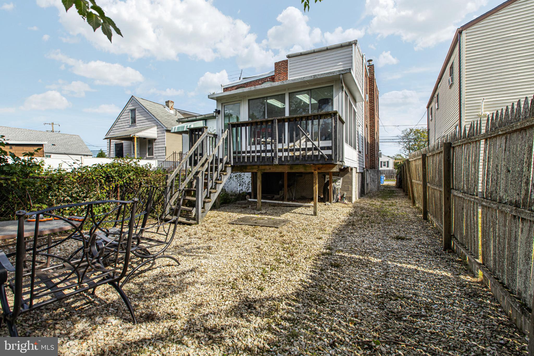 RIDLEY FARMS - Residential