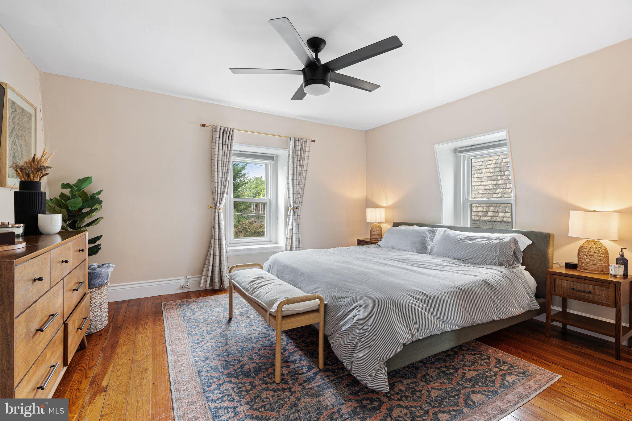 CHESTNUT HILL - Residential