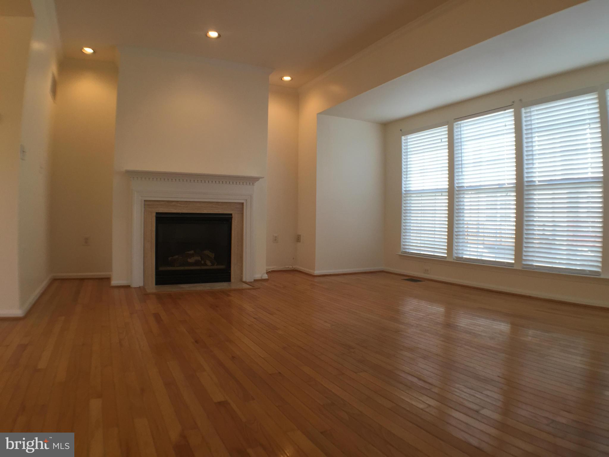 RANDOM HILLS LAND BAY - Residential Lease