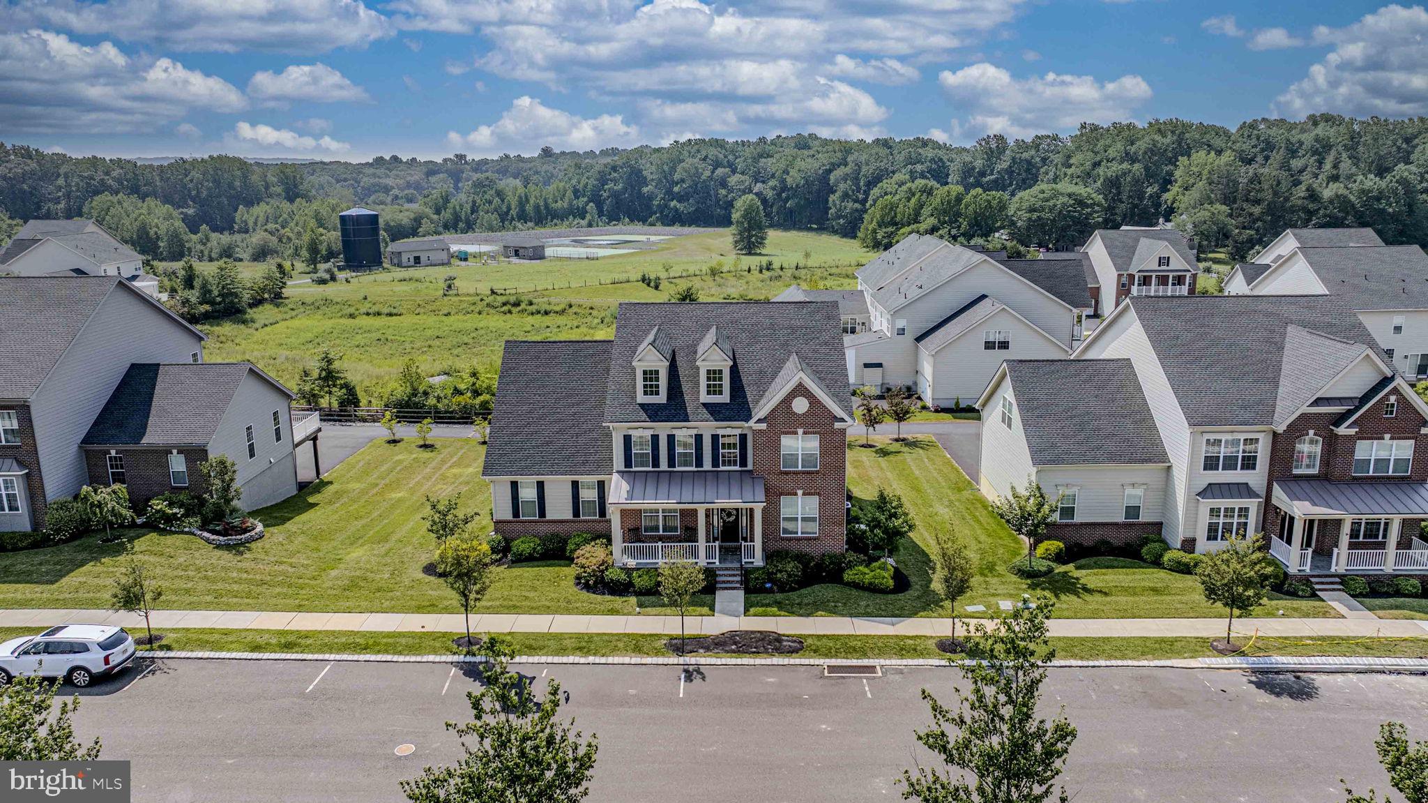 FENTONS CORNER - Residential