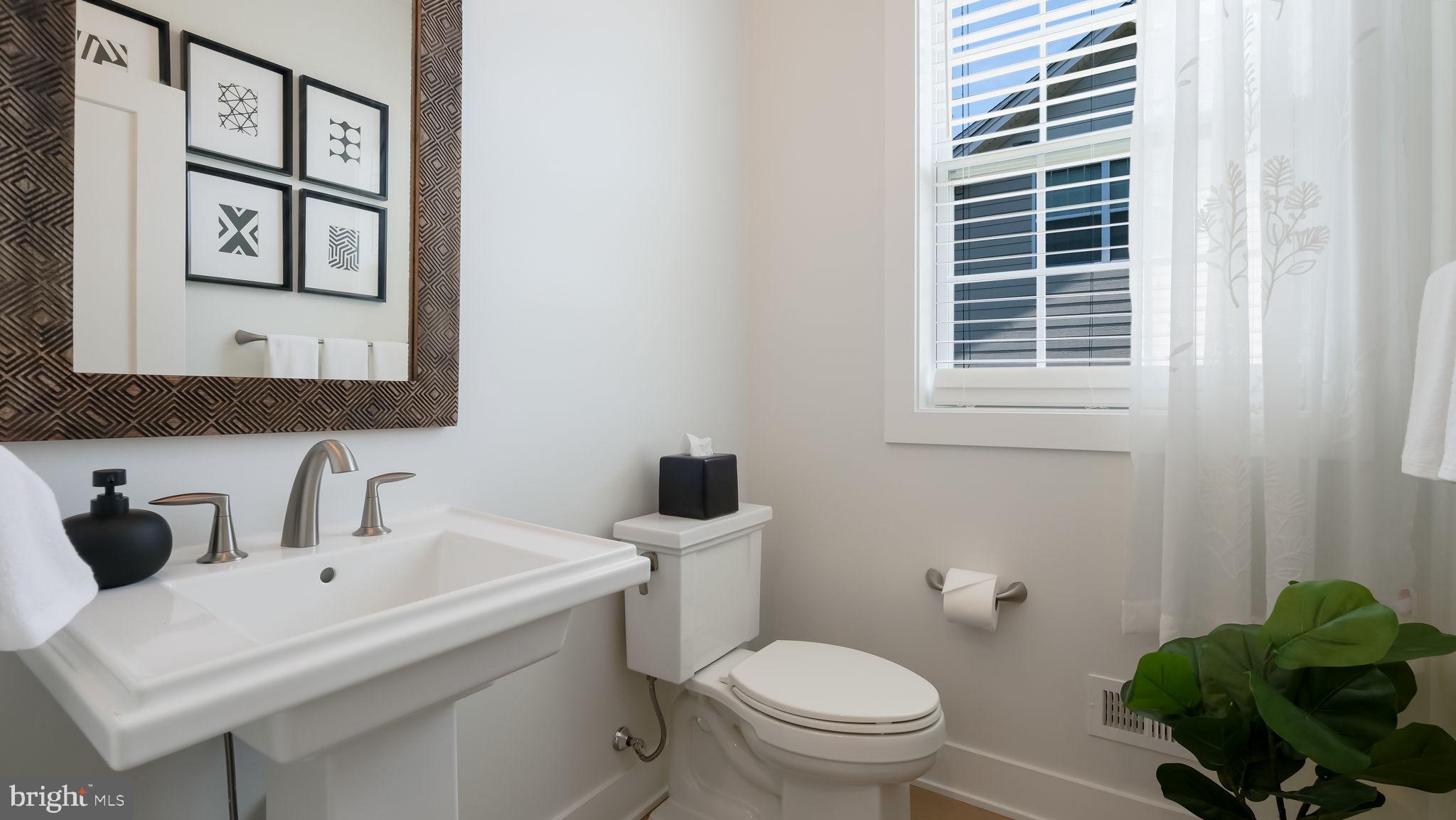 FENTONS CORNER - Residential