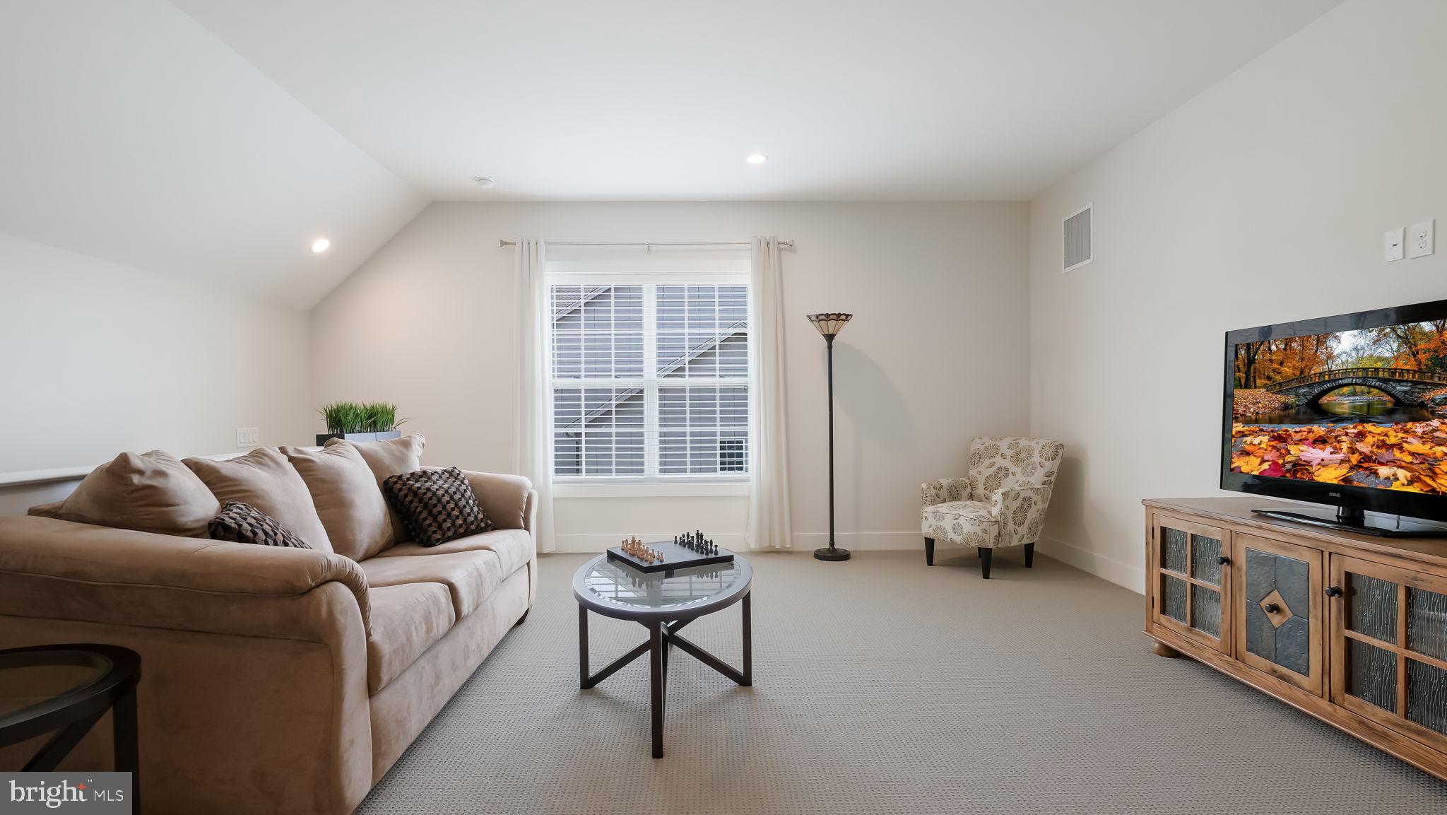 FENTONS CORNER - Residential