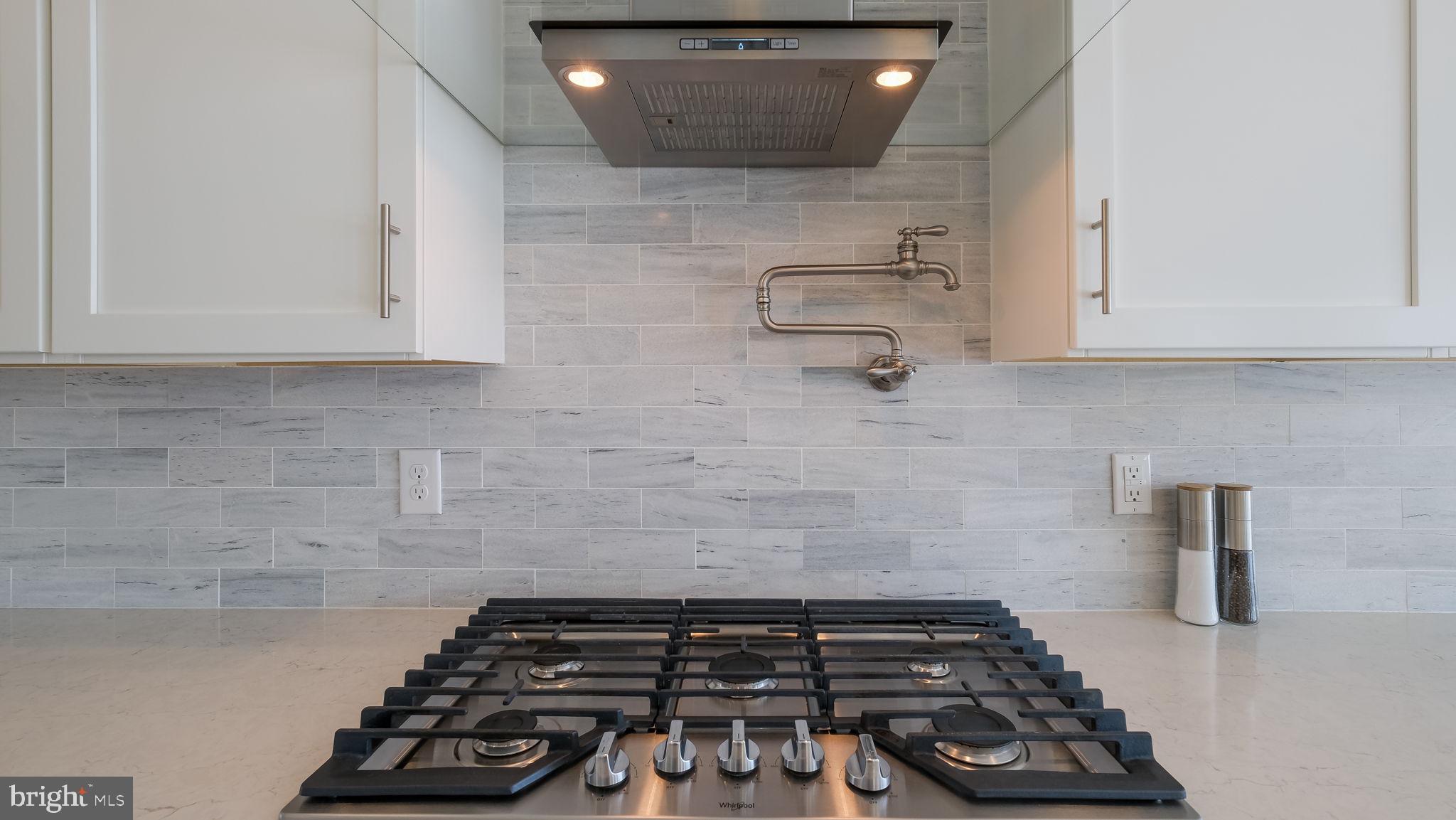 FENTONS CORNER - Residential