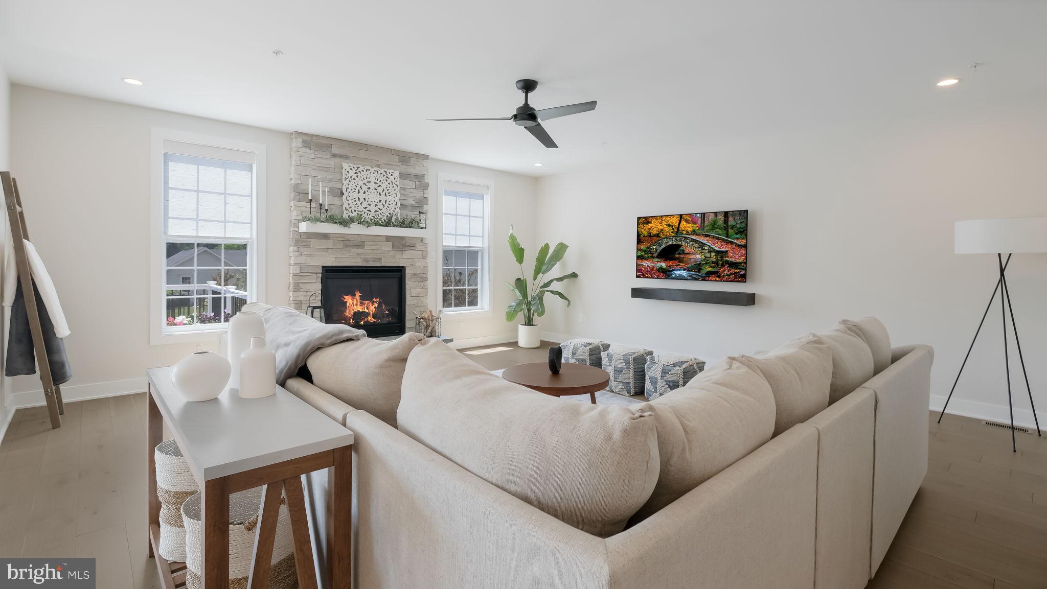 FENTONS CORNER - Residential