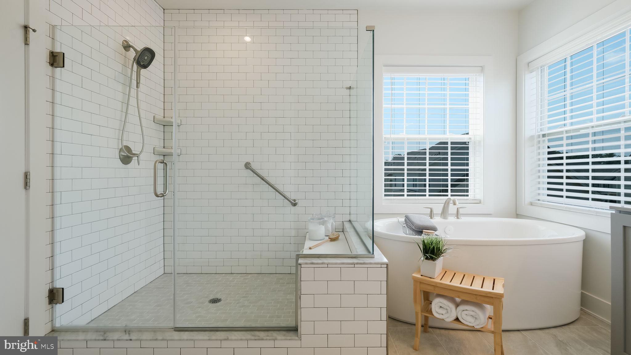 FENTONS CORNER - Residential