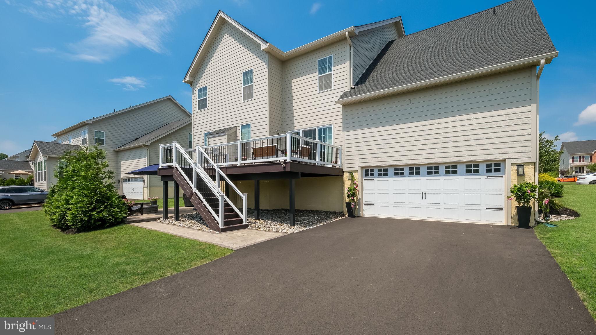 FENTONS CORNER - Residential