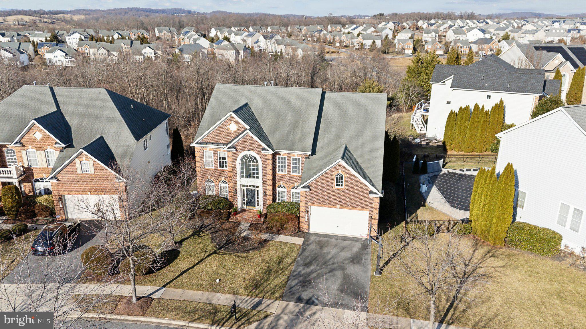 VILLAGES OF URBANA - Residential