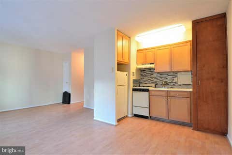 Condo For Rent - 2101 Chestnut Street #305<br/> PHILADELPHIA, PA 19103