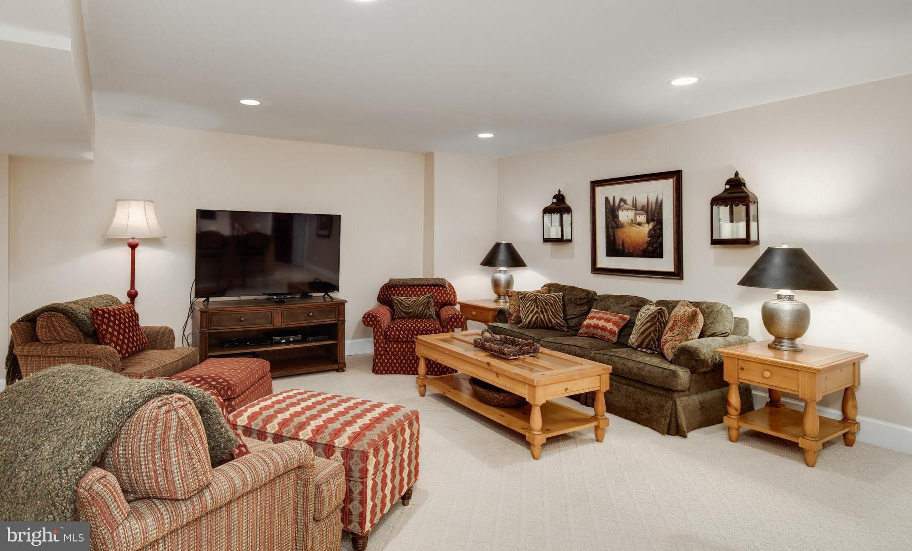 TILTON VALLEY ESTATES - Residential