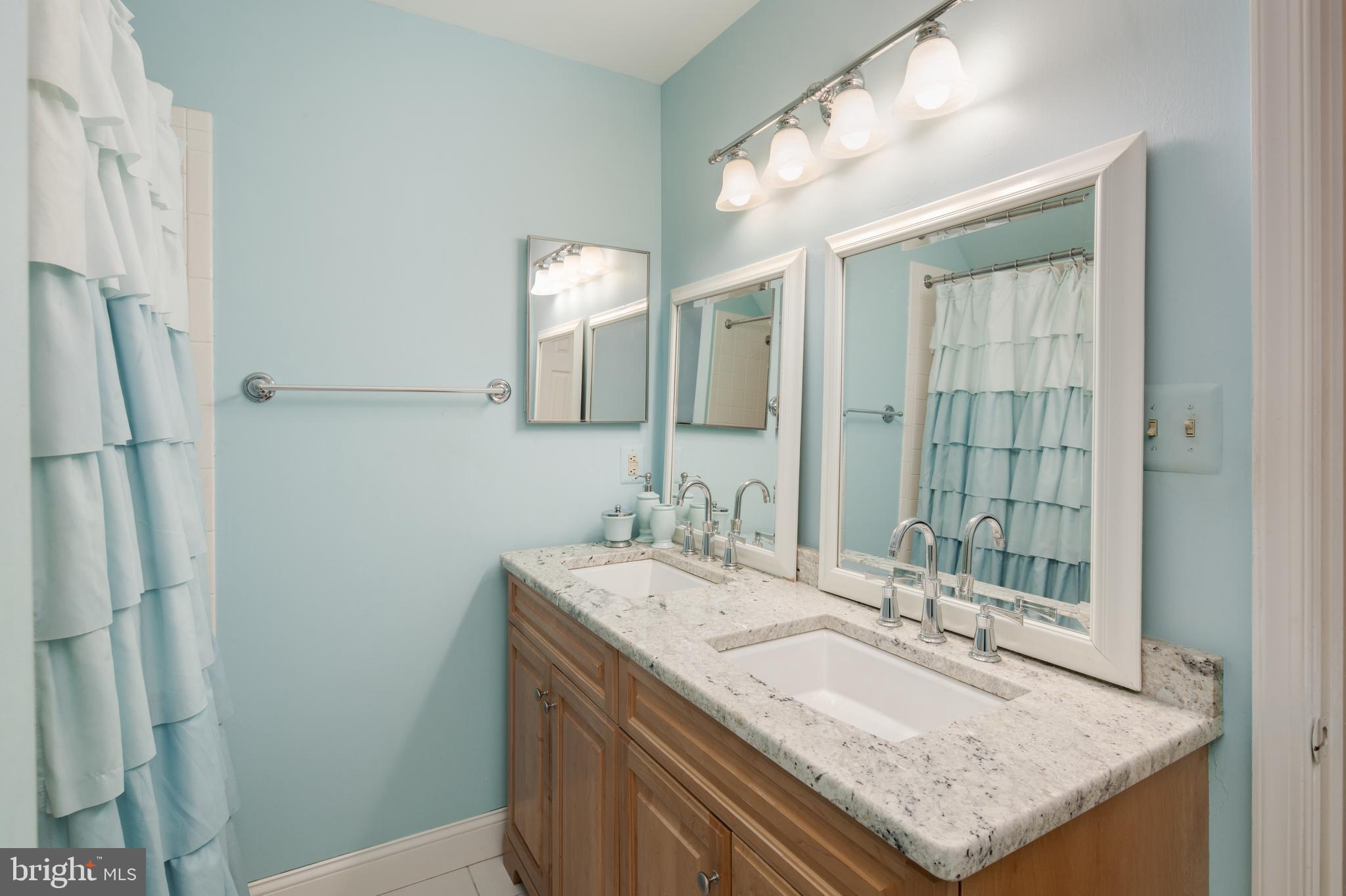 TILTON VALLEY ESTATES - Residential