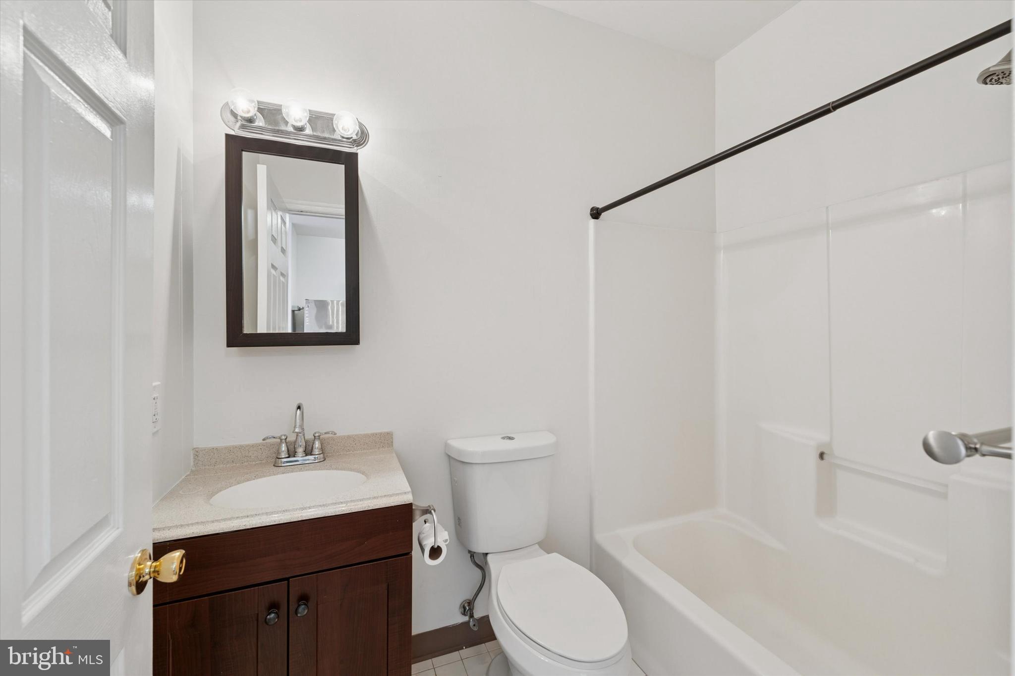 FISHTOWN - Residential Lease
