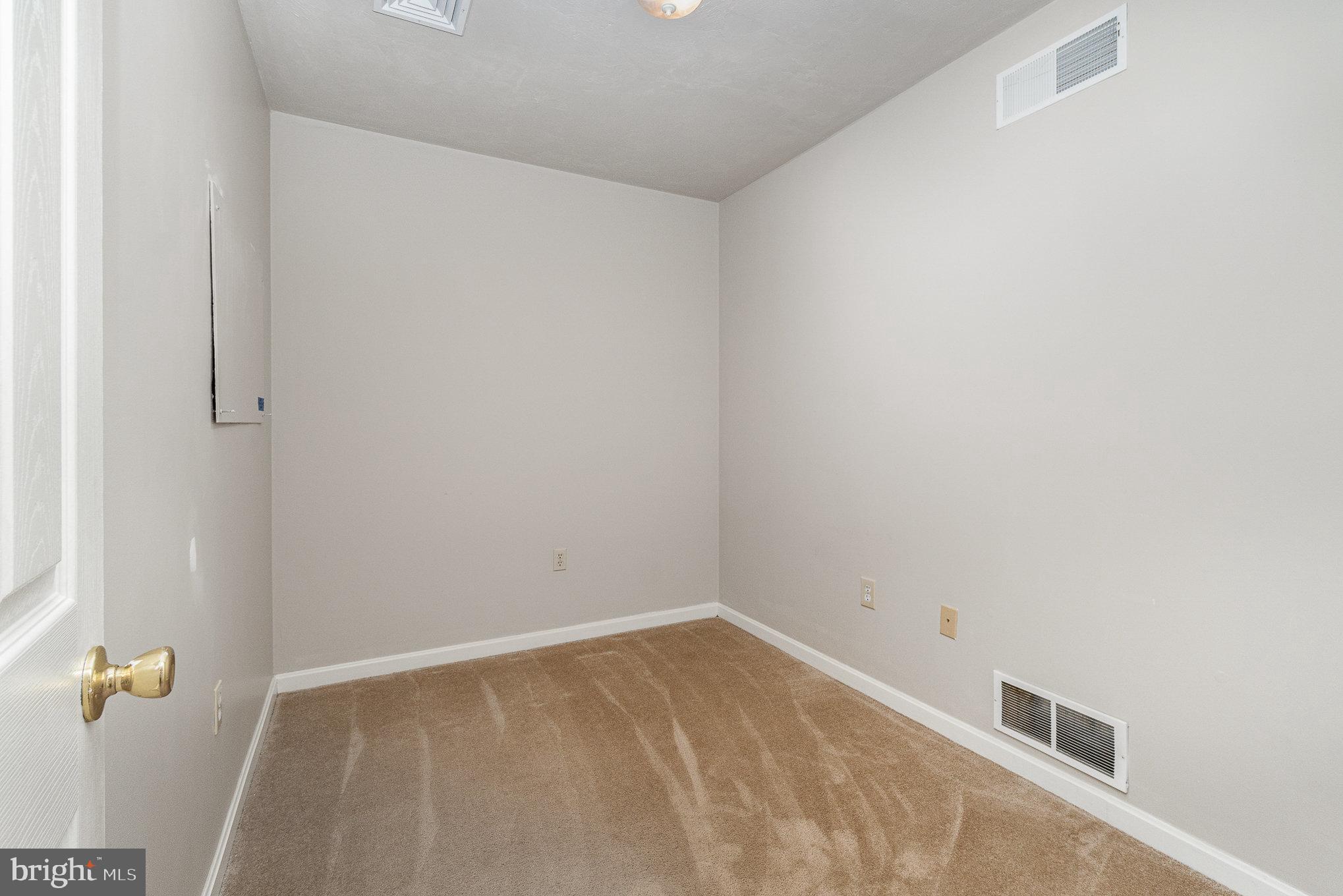 CROWN POINTE - Residential