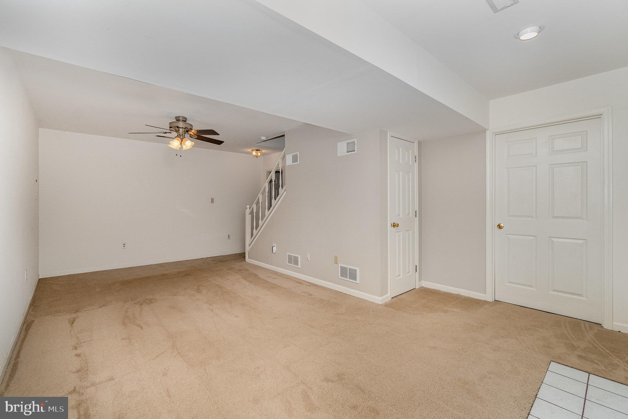 CROWN POINTE - Residential