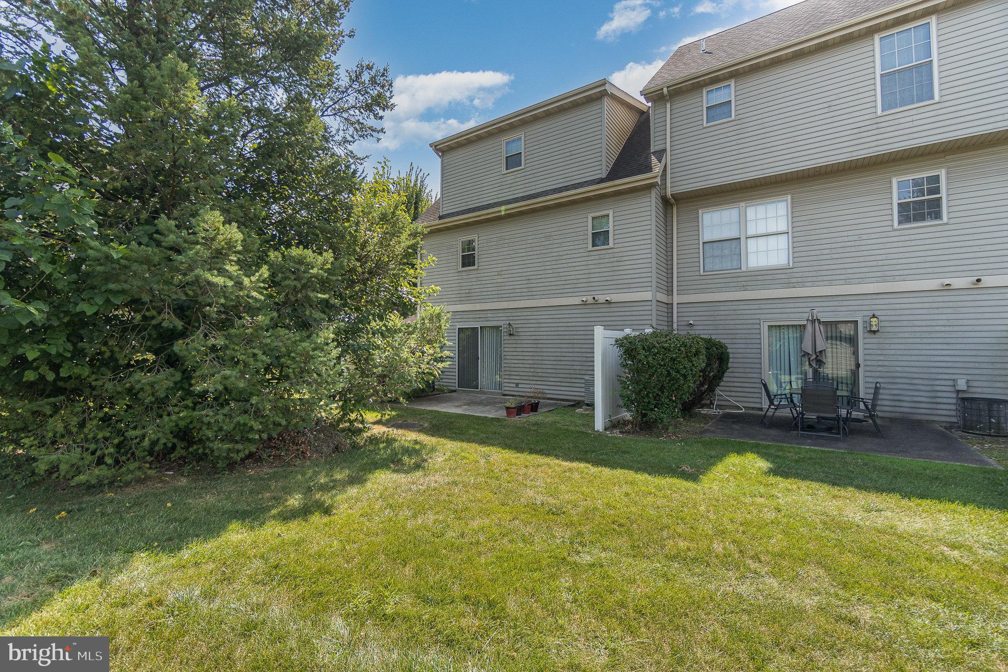 CROWN POINTE - Residential