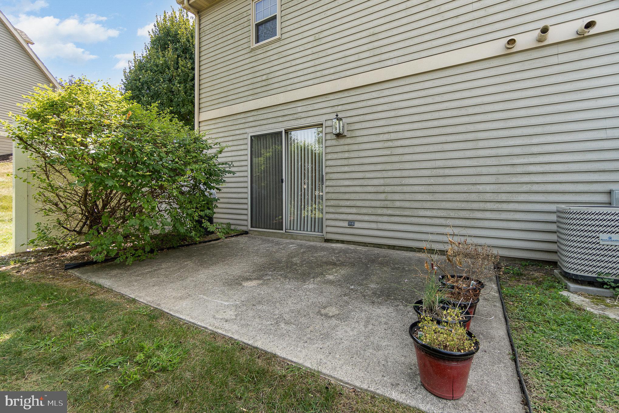 CROWN POINTE - Residential