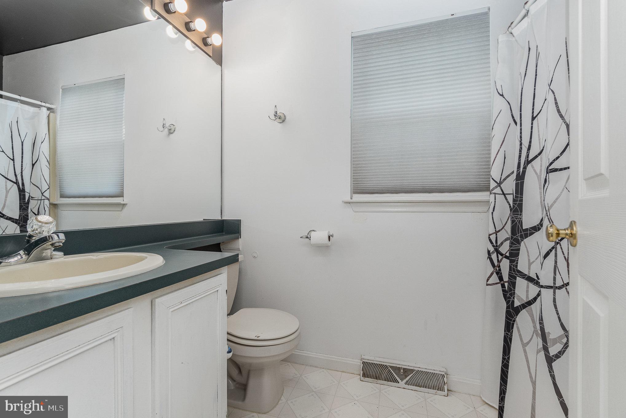 CROWN POINTE - Residential