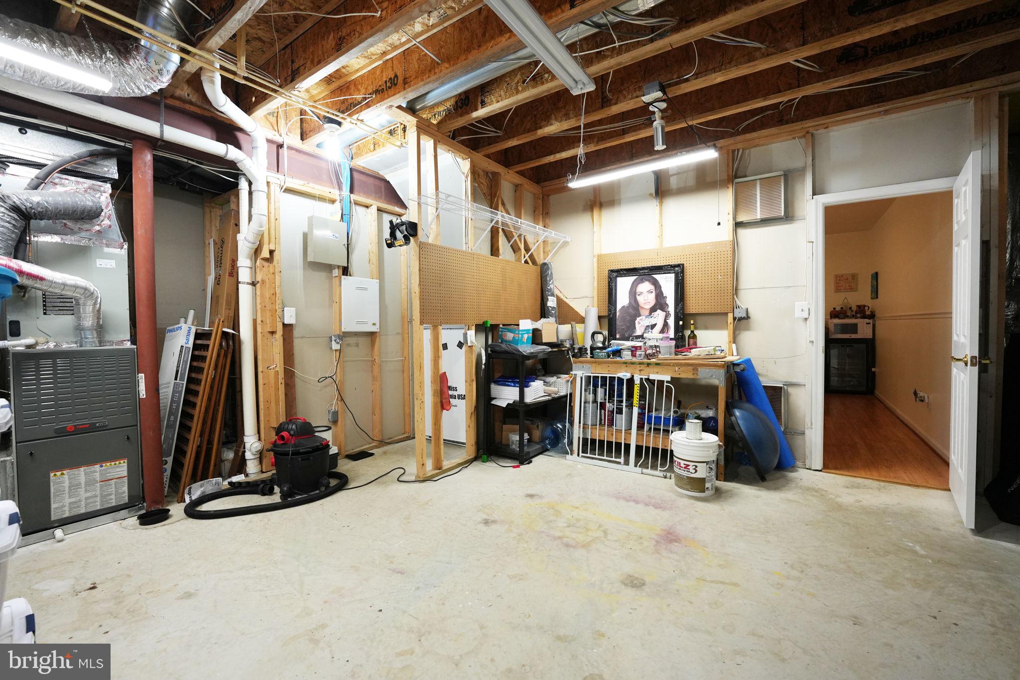 POWELLS LANDING - Residential